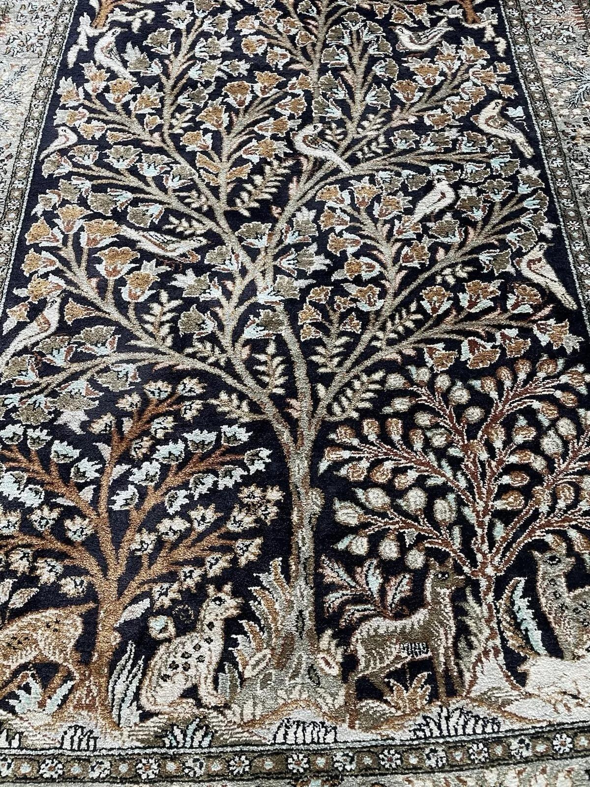 Tapis de soie Qum persan vintage fait main 2.4' x 4', 1970 - 1N97 en vente 1