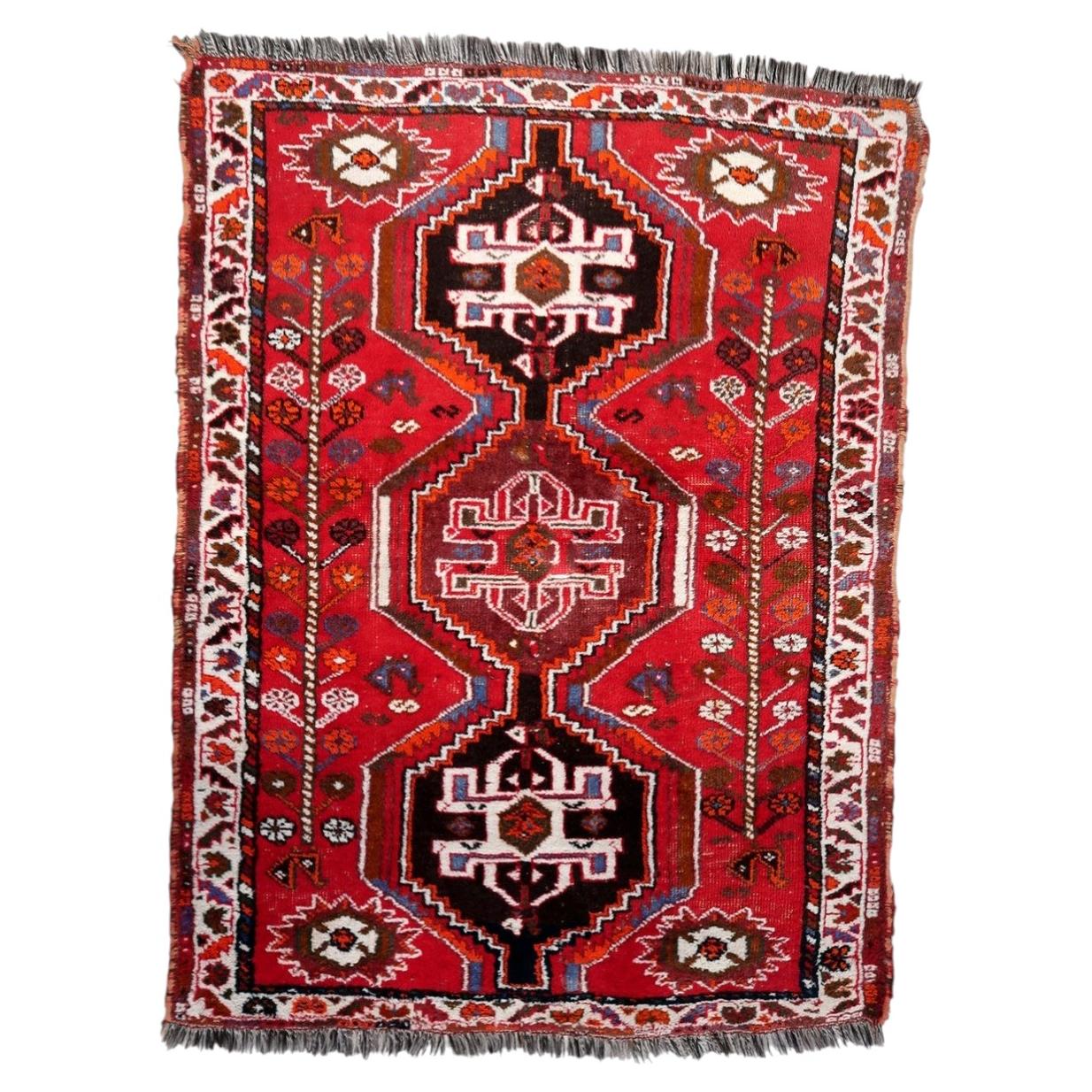 Handmade Vintage Persian Shiraz Rug 1940s Tribal Red Wool 3.8 x 5.1 ft -1C1270