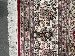 Handmade Vintage Persian Silk Qum Rug 5' x 7.3' 1970s - 1N76