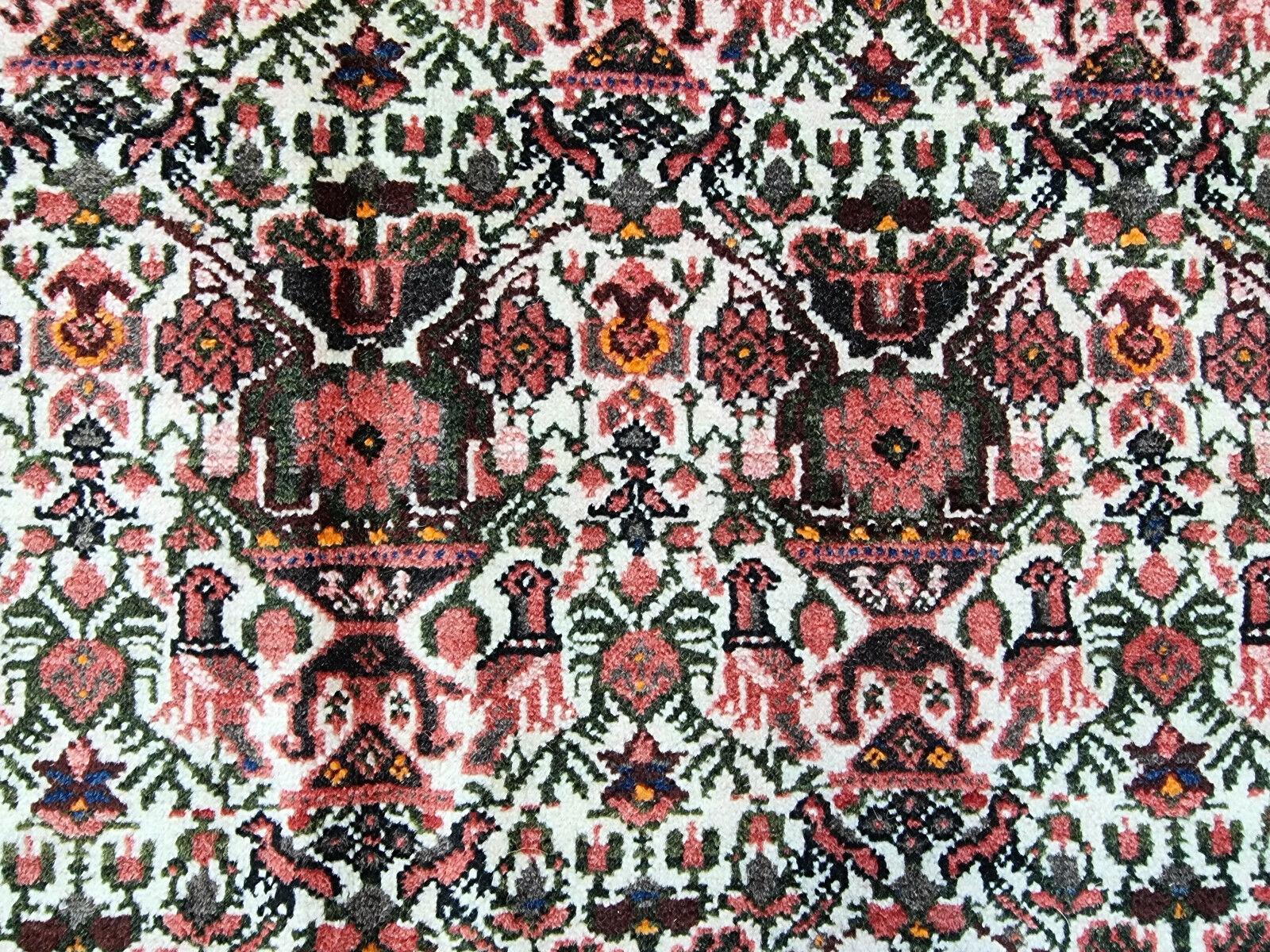 Handgefertigter Afshar-Teppich im persischen Stil im Vintage-Stil 4,9' x 6,5', 1950er Jahre - 1D97 im Angebot 4