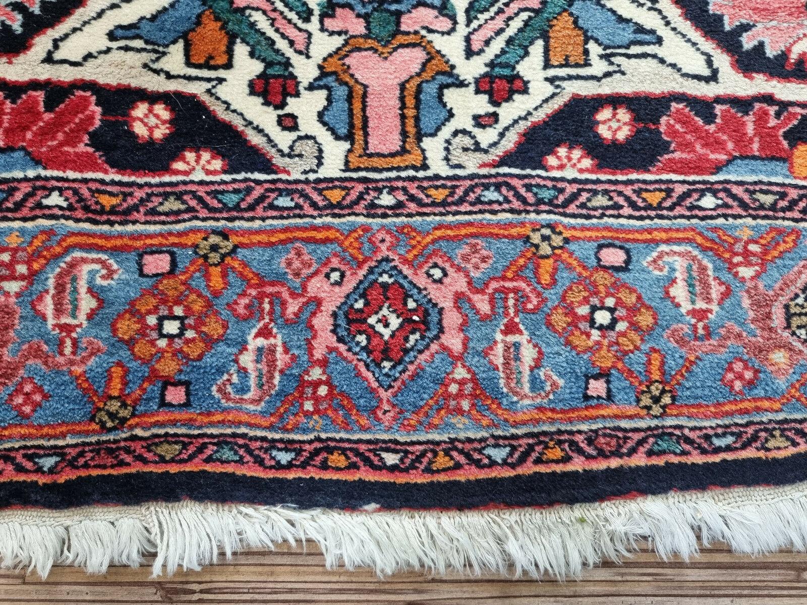 Handgefertigter Bidjar-Teppich im persischen Vintage-Stil 3.4' x 5', 1970er Jahre - 1D88 im Angebot 2