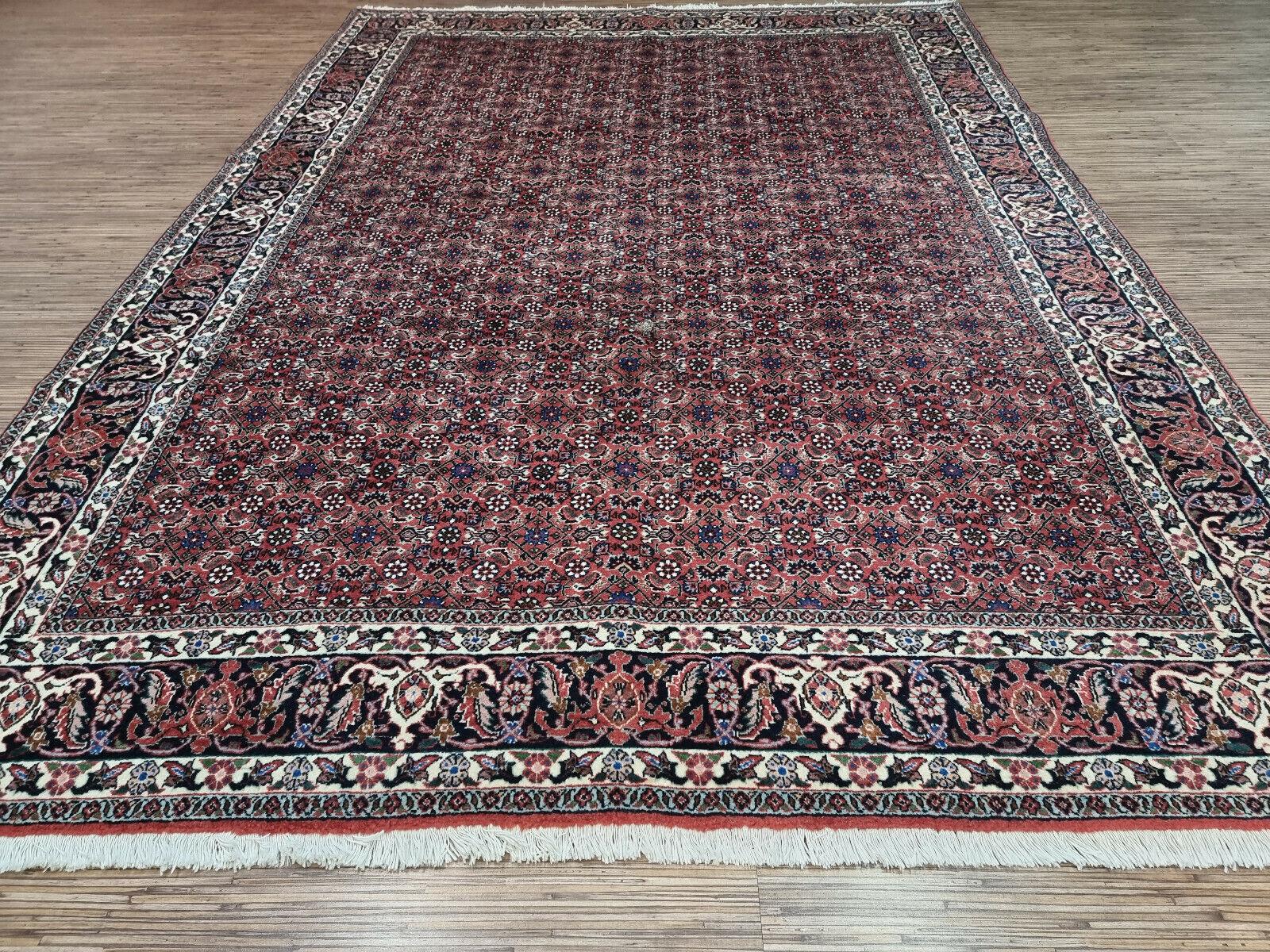 Hand-Knotted Handmade Vintage Persian Style Bidjar Rug 5.7' x 7.8', 1970s - 1D95 For Sale