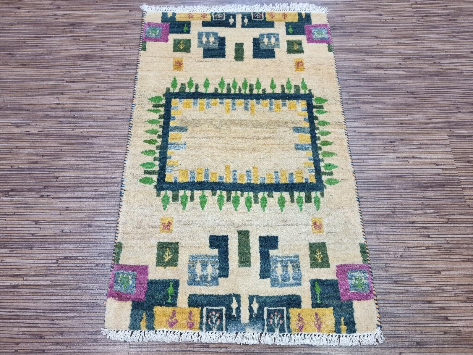 Handmade Vintage Persian Style Gabbeh Rug 1.8' x 2.9', 1980s - 1D115 For Sale 1