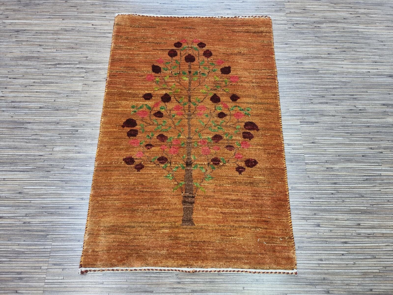 Handmade Vintage Persian Style Gabbeh Rug 1.9' x 2.9', 1980s - 1D116 For Sale 1