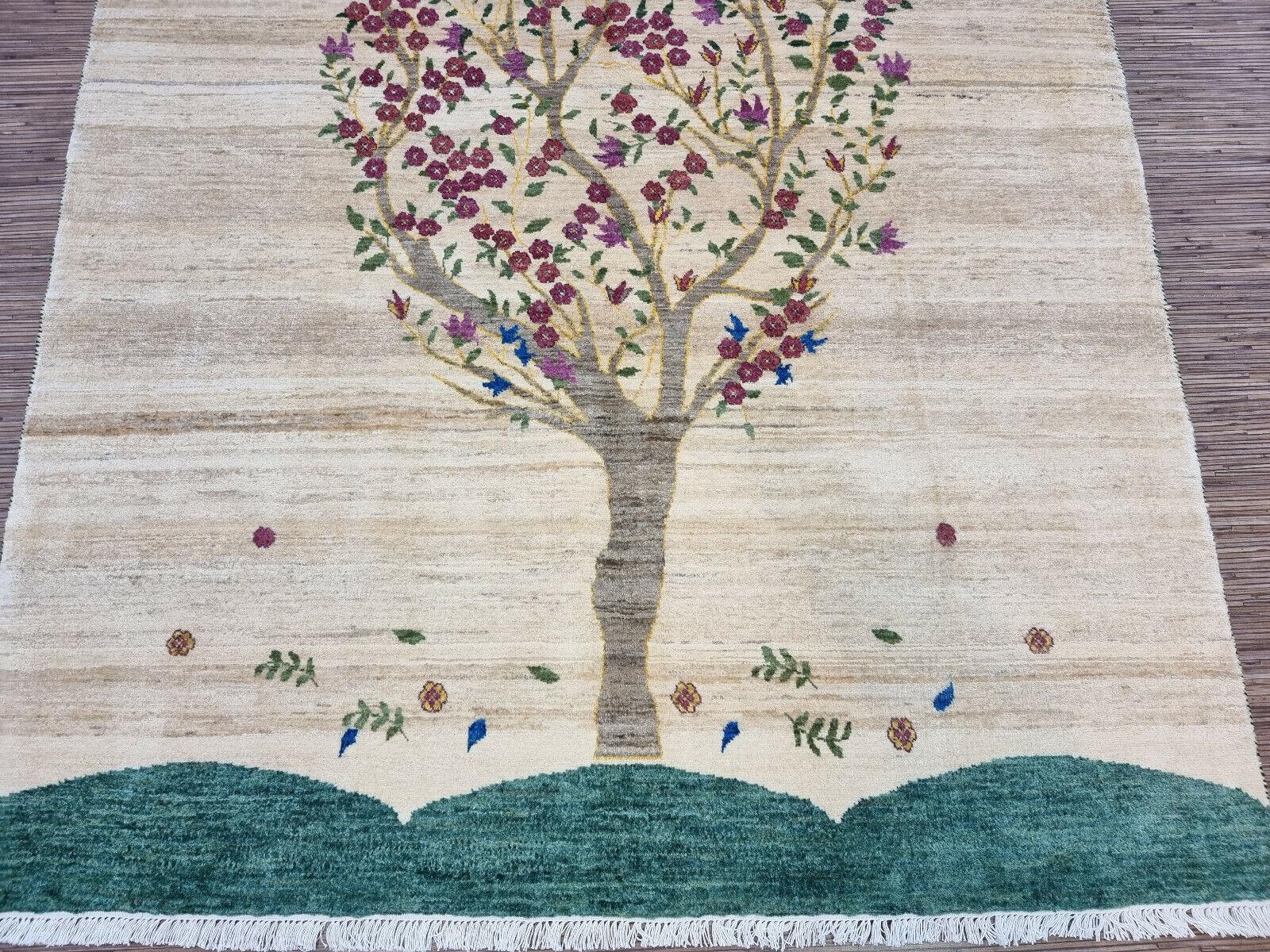 Tappeto Gabbeh in stile persiano vintage fatto a mano 4,5' x 5,9', anni '80 - 1D108 in vendita 1