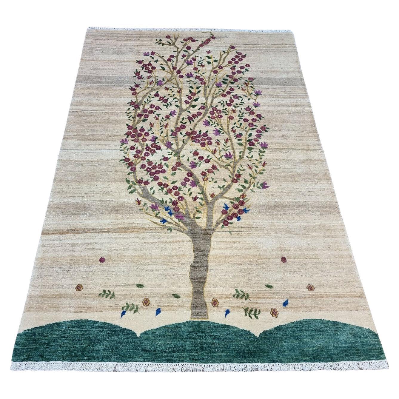 Handgefertigter Gabbeh-Teppich im persischen Vintage-Stil 4,5' x 5.9', 1980er Jahre - 1D108