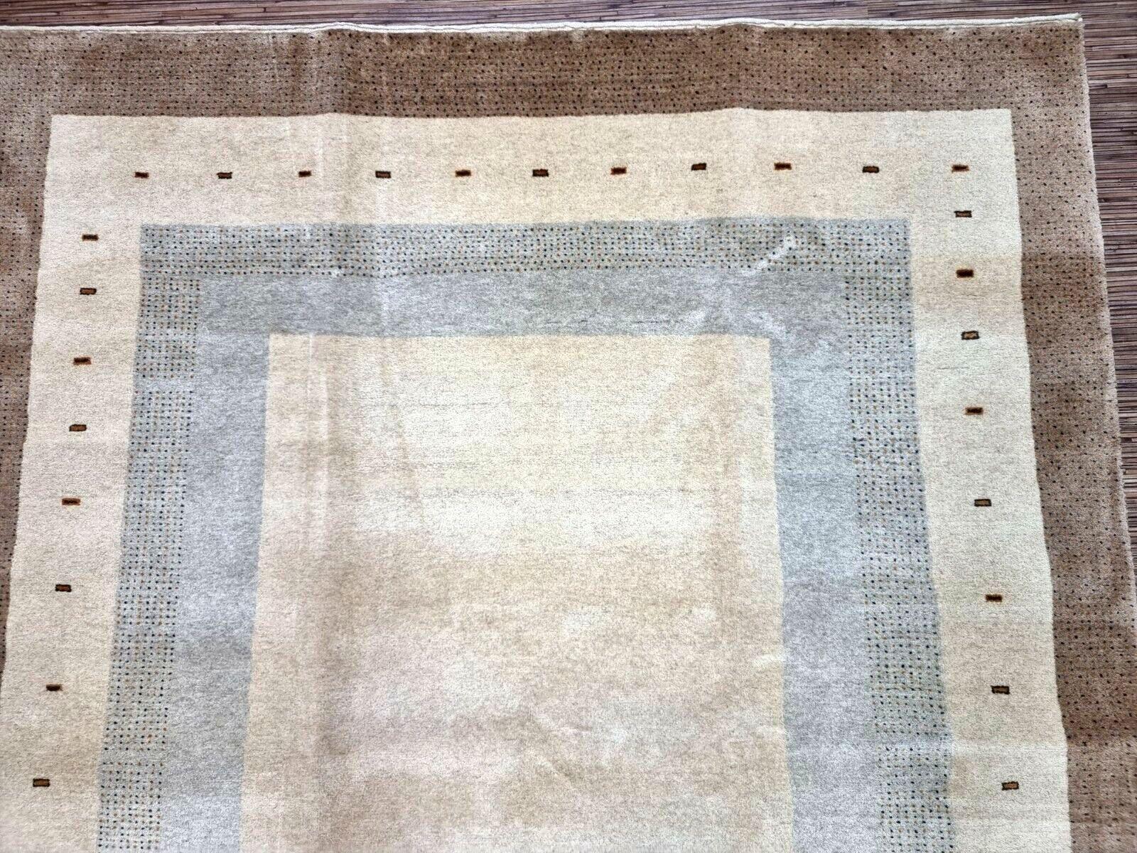 Handgefertigter Gabbeh-Teppich im persischen Vintage-Stil 4,8' x 6.3', 1970er Jahre - 1D55 (Wolle) im Angebot