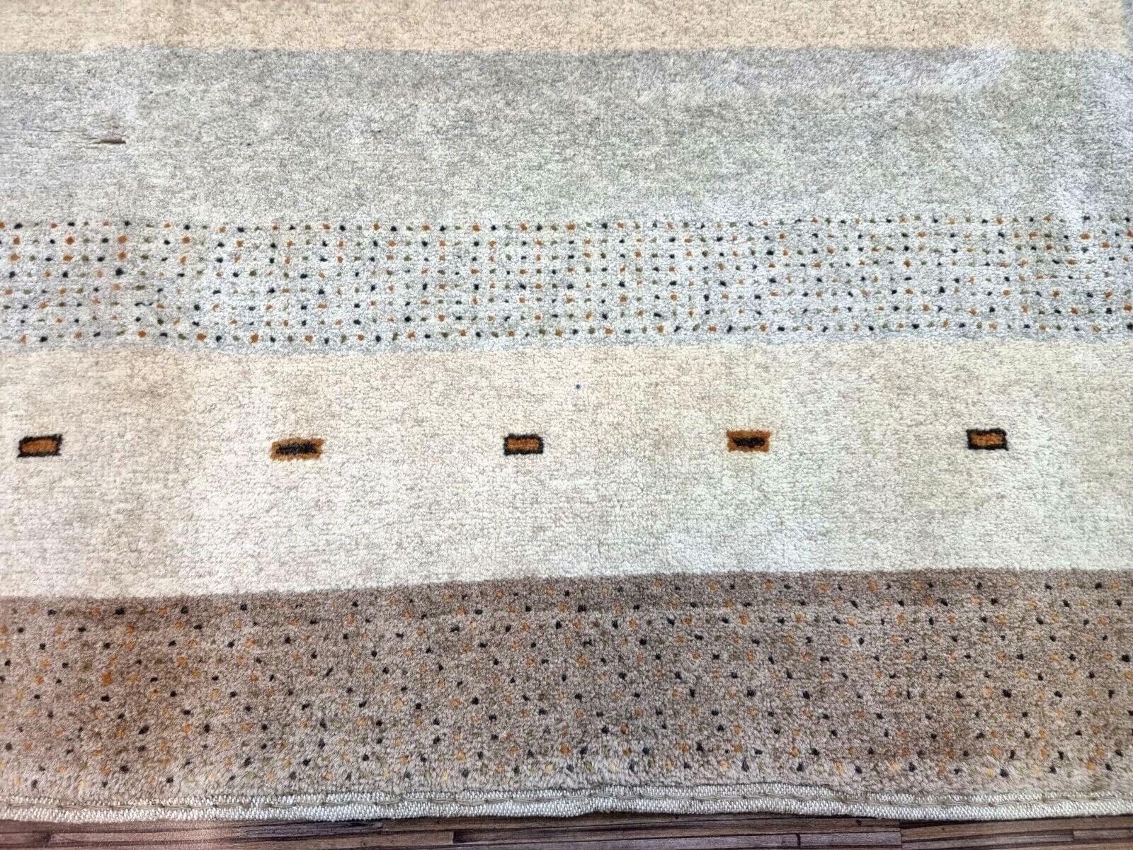 Handgefertigter Gabbeh-Teppich im persischen Vintage-Stil 4,8' x 6.3', 1970er Jahre - 1D55 im Angebot 3