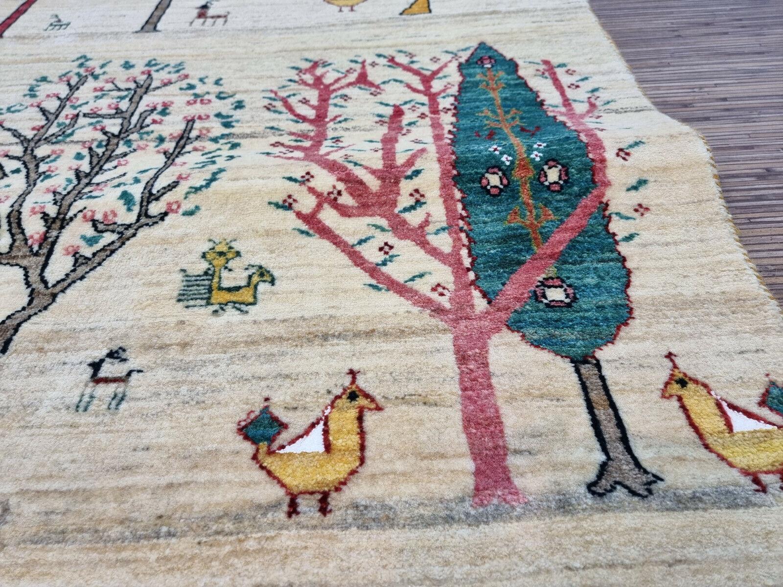 Tappeto Gabbeh in stile persiano vintage fatto a mano 4,8' x 7,1', anni '80 - 1D109 in vendita 4