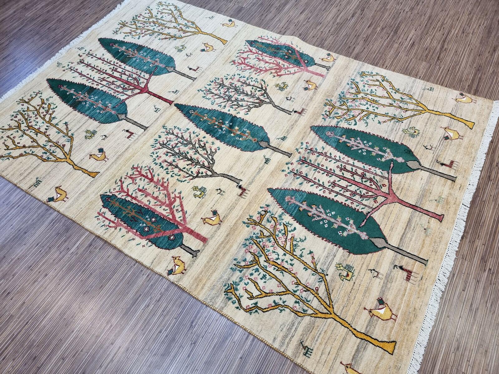 Handgefertigter Gabbeh-Teppich im persischen Stil 4,8' x 7,1', 1980er Jahre - 1D109 (Handgeknüpft) im Angebot