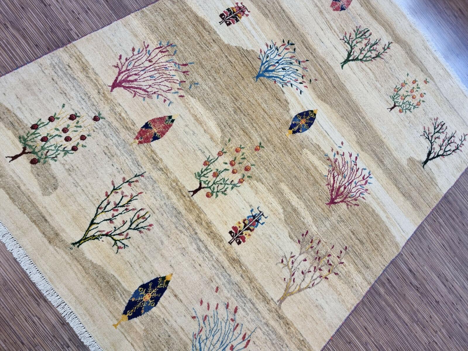 Tappeto Gabbeh in stile persiano vintage fatto a mano 5' x 7', anni '80 - 1D110 in vendita 5