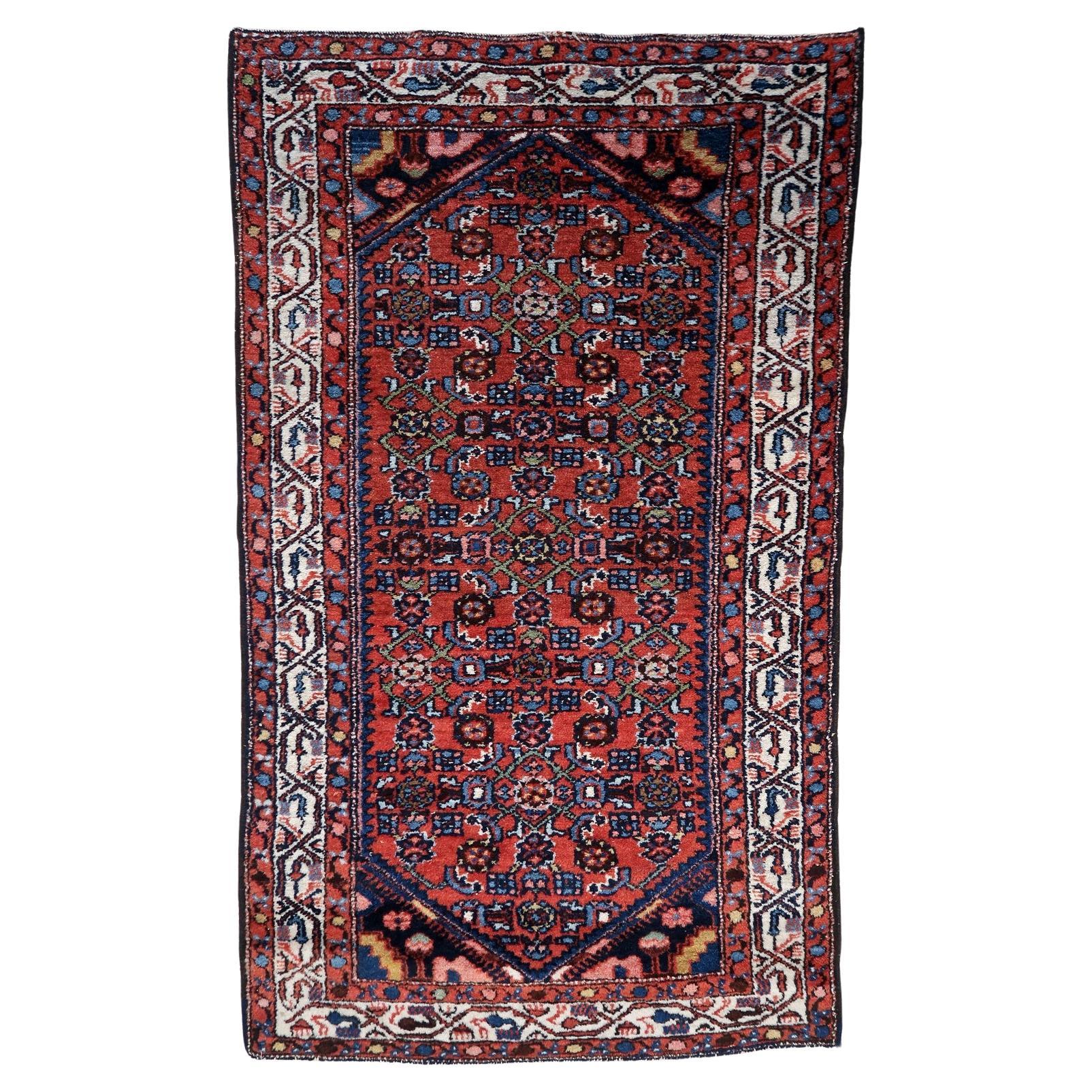 Handgefertigter Vintage-Hamadan-Teppich im persischen Stil 2.4' x 4.1', 1970er Jahre - 1C1122 im Angebot