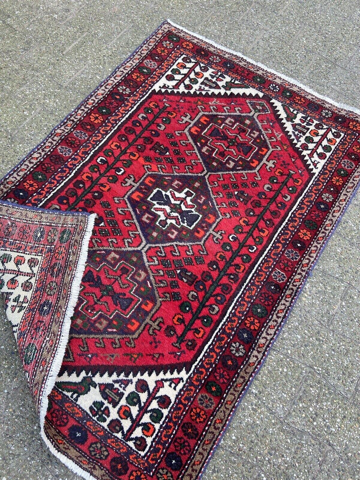 Handgefertigter Hamadan-Teppich im persischen Vintage-Stil 3.3' x 4,8', 1960er Jahre - 1S08 (Mitte des 20. Jahrhunderts) im Angebot