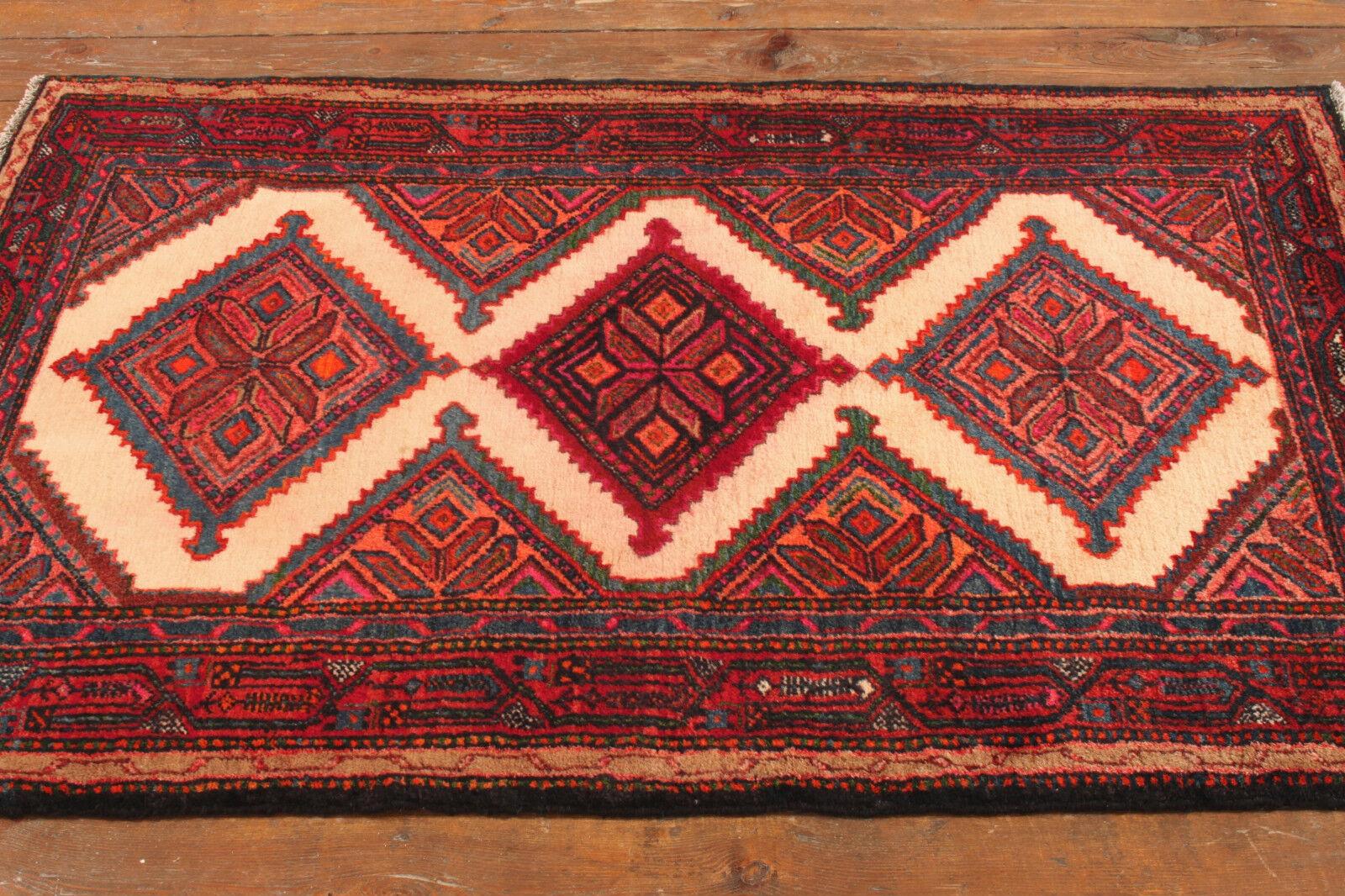 Wool Handmade Vintage Persian Style Hamadan Rug 3.5' x 5.5', 1970s - 1T28 For Sale