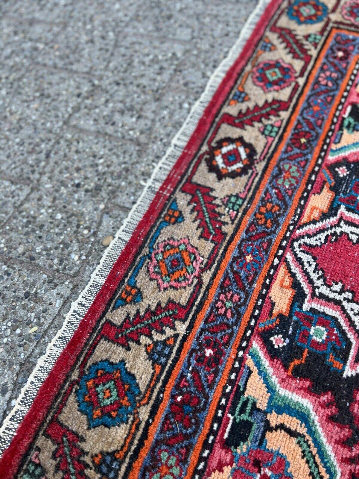 Handgefertigter Hamadan-Teppich im persischen Stil 3,8' x 6,6', 1950er Jahre - 1S48 im Zustand „Gut“ im Angebot in Bordeaux, FR