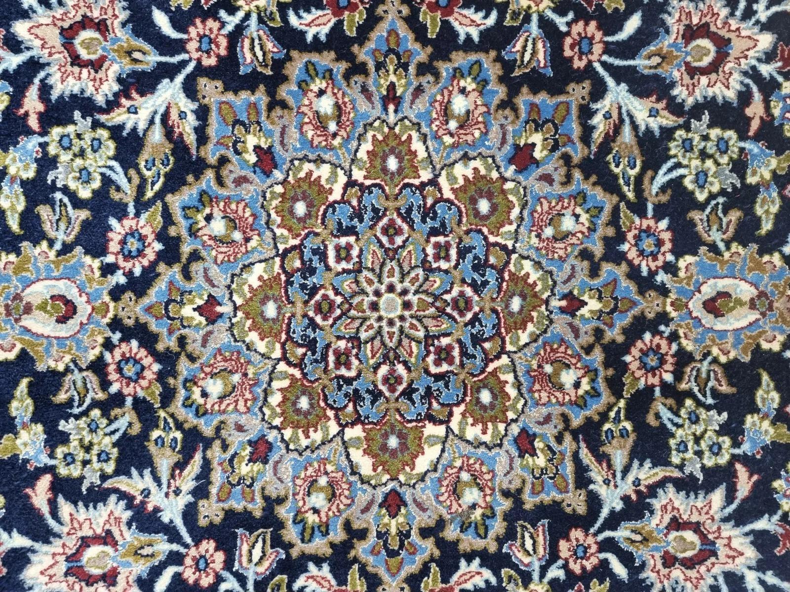 Lana Tappeto Isfahan in stile persiano vintage fatto a mano 3,4' x 5,7', anni '70 - 1D137 in vendita