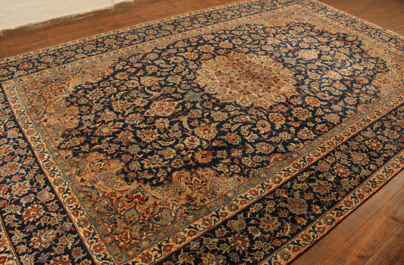 Wool Handmade Vintage Persian Style Isfahan Rug 9.5' x 15', 1970s - 1T29 For Sale