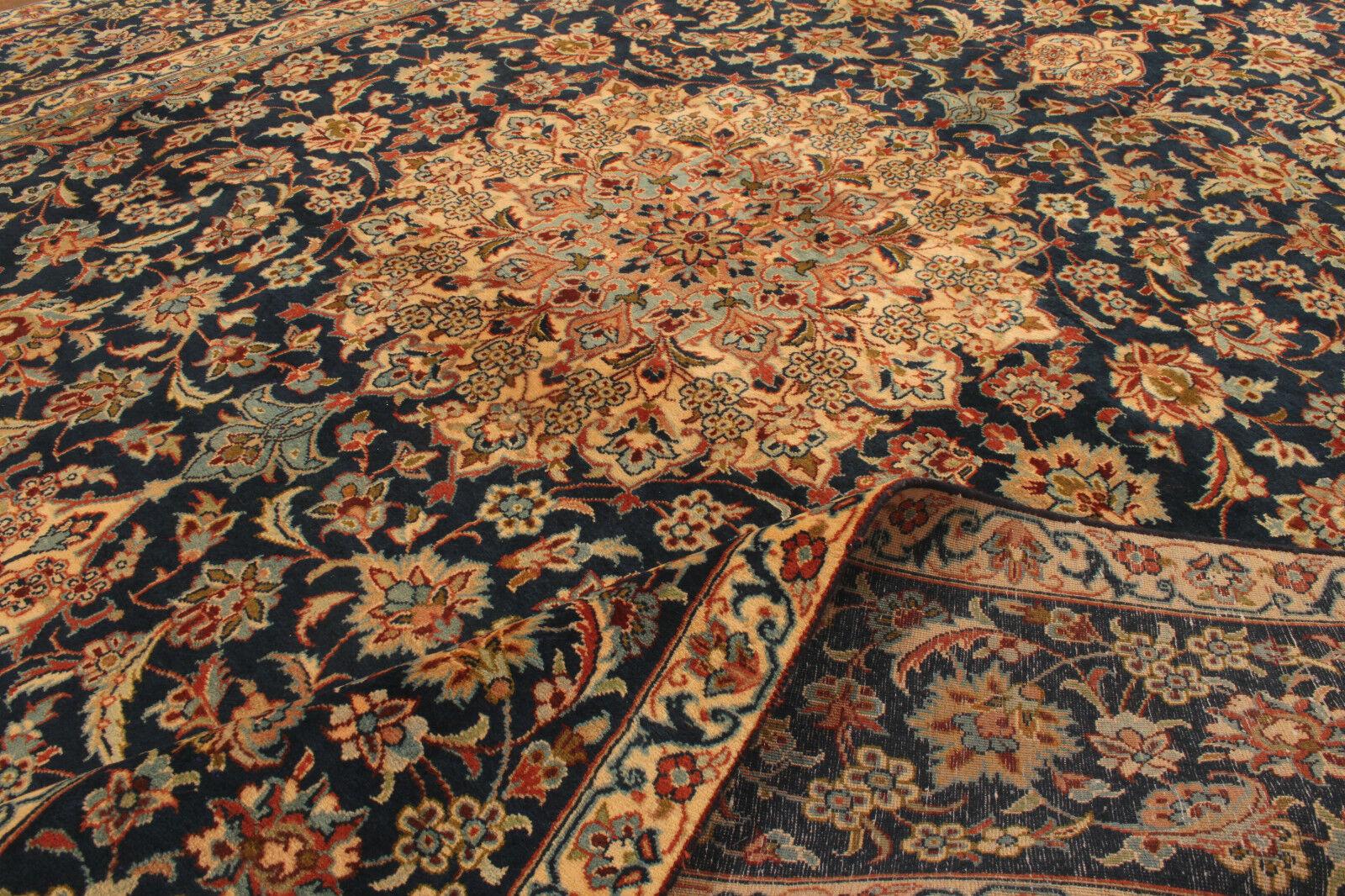 Handmade Vintage Persian Style Isfahan Rug 9.5' x 15', 1970s - 1T29 For Sale 2