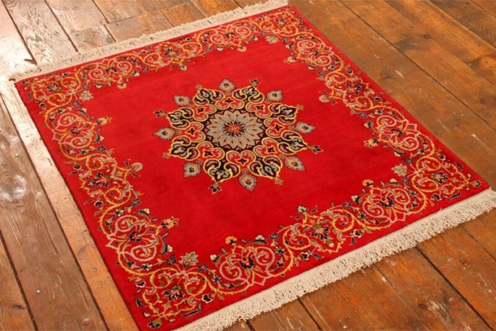 Handmade Vintage Persian Style Kashan Square Rug

Dimensions: 3.1’ x 3.6’ (approximately 94.49 cm x 109.73 cm)
Material: 100% Wool
Era: 1970s
Condition: Good

Embrace the elegance of this handmade Kashan square rug, a vintage piece from the 1970s.