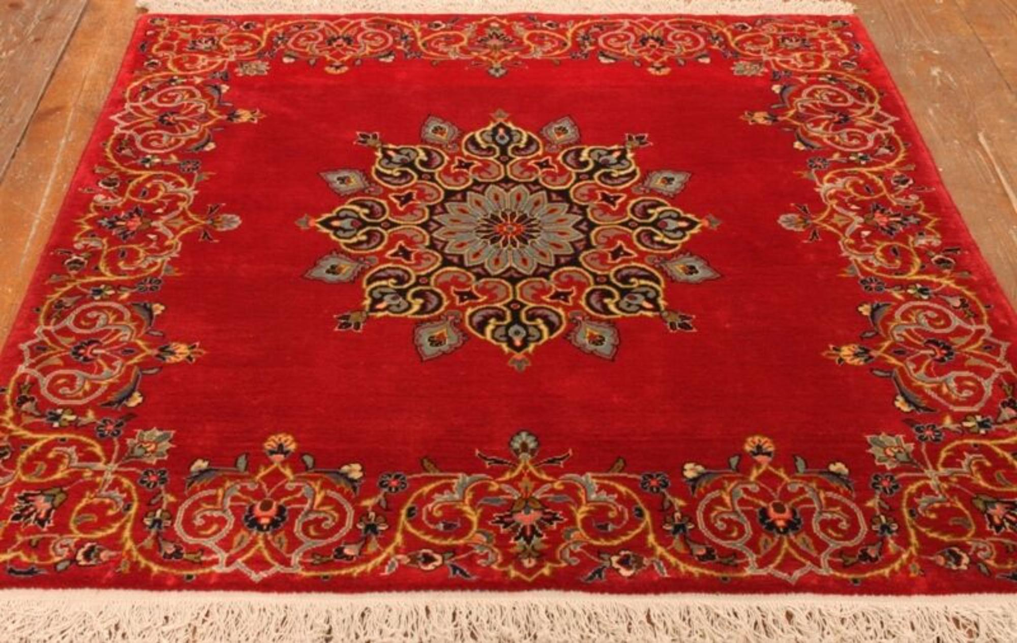 Handmade Vintage Persian Style Kashan Square Rug 3.1' x 3.6', 1970s - 1T27 For Sale 2