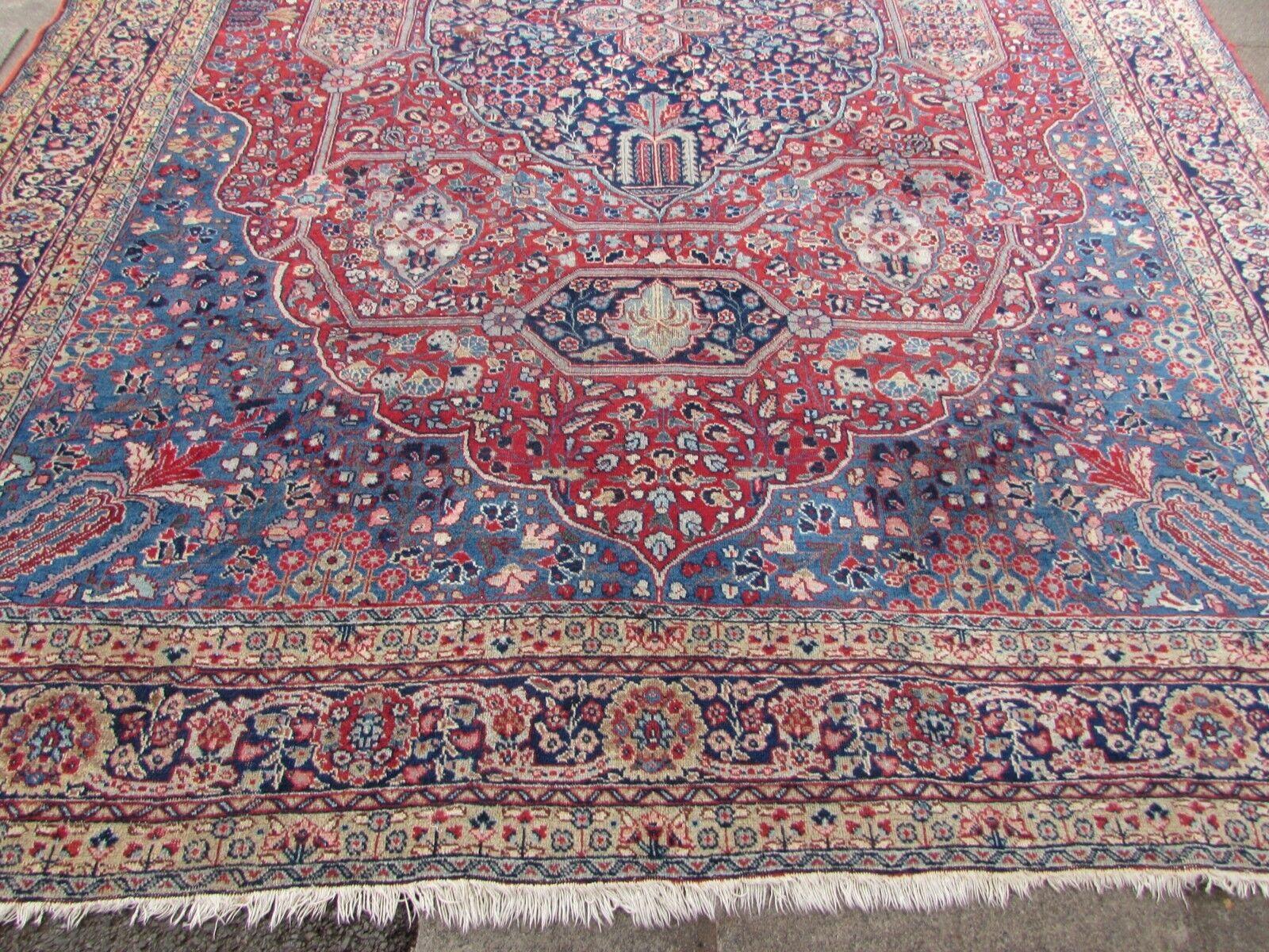Handmade Vintage Persian Style Kazvin Rug 9.3' x 12.3', 1970s - 1Q68 For Sale 4