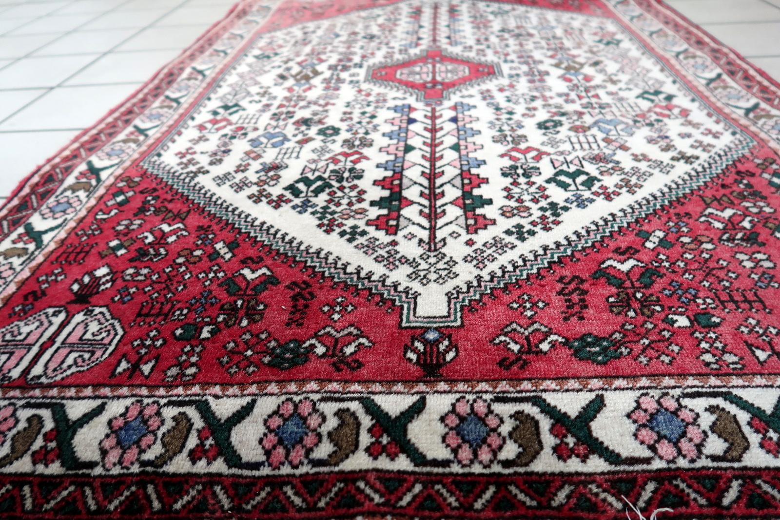 Handgefertigter Malayer-Teppich im persischen Stil im Vintage-Stil 3,2' x 4.9', 1970er Jahre - 1C1120 im Angebot 7