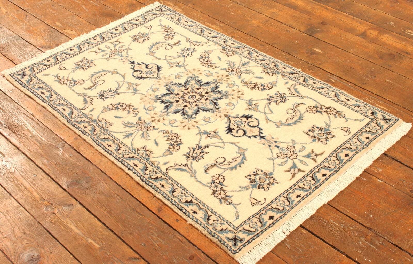 Wool Handmade Vintage Persian Style Nain Rug 2.9' x 4.4', 1990s - 1T19 For Sale