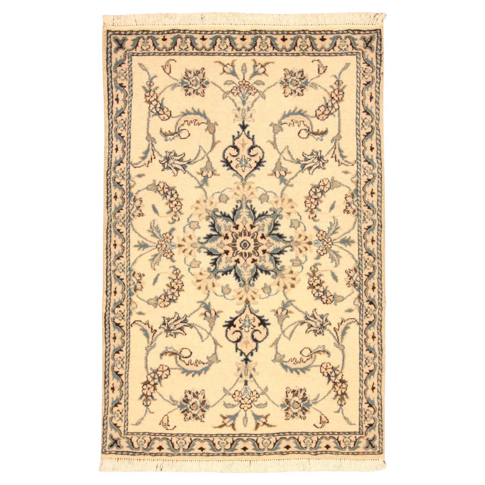 Handgefertigter Nain-Teppich im persischen Vintage-Stil 2,9' x 4.4', 1990er Jahre - 1T19