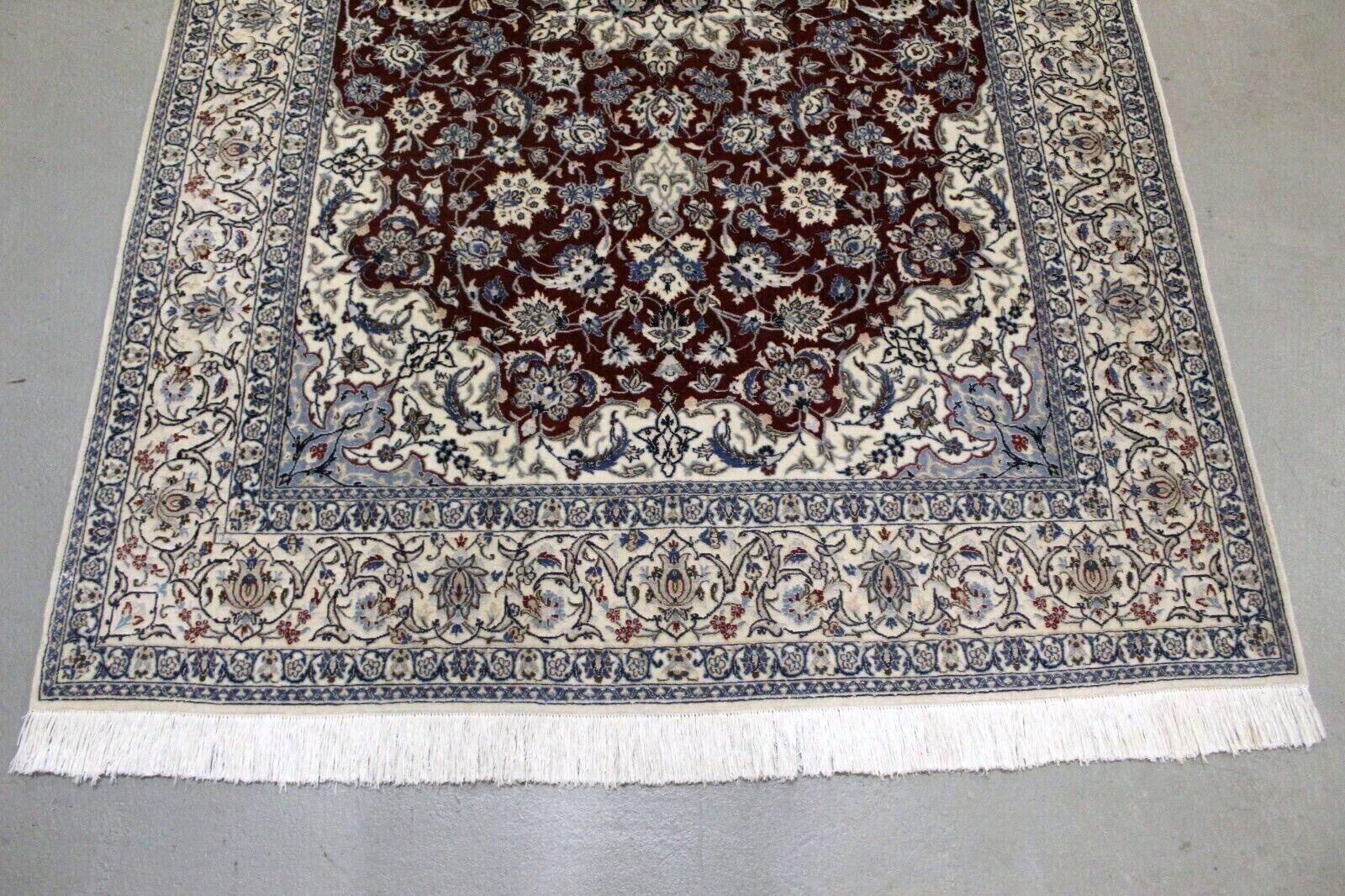 Handgefertigter Nain-Teppich im persischen Stil im Vintage-Stil 4.1' x 6.3', 1970er Jahre - 1K43 im Zustand „Gut“ im Angebot in Bordeaux, FR