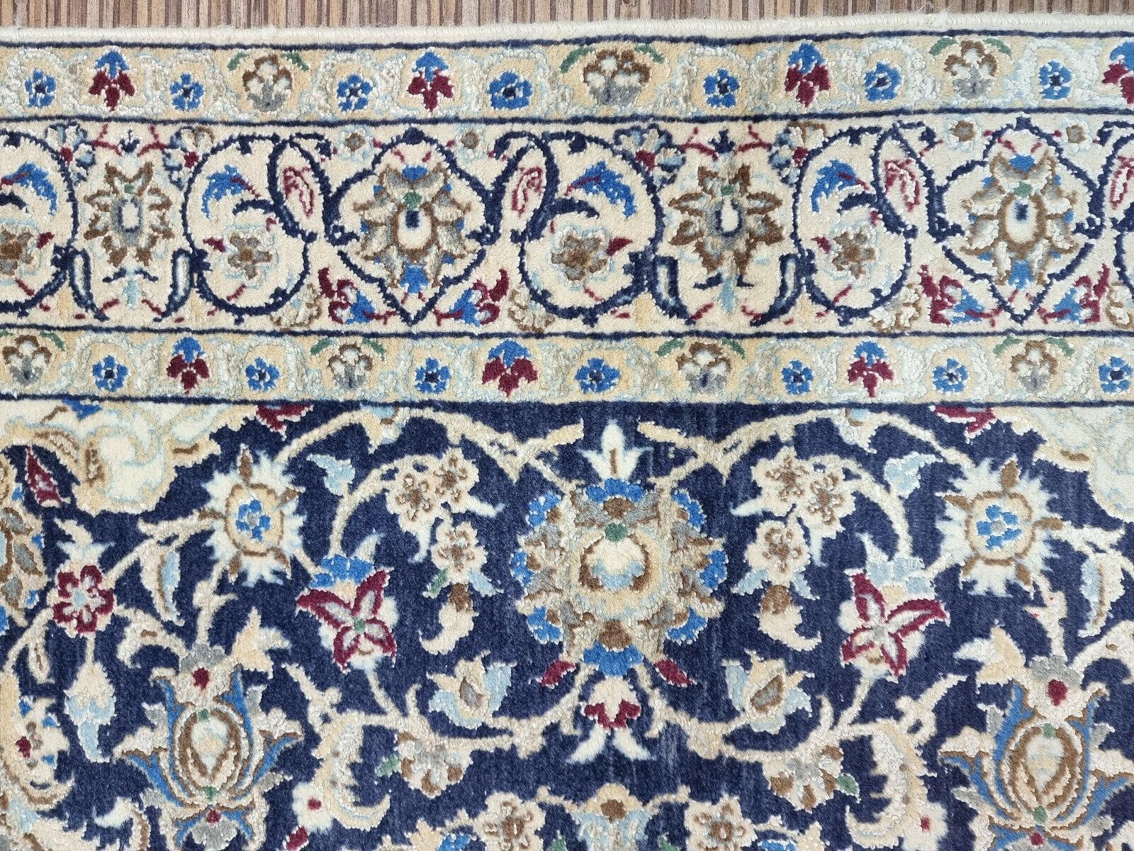 Handmade Vintage Persian Style Nain Rug With Silk 3.2' x 4.6', 1980s - 1D102 For Sale 3