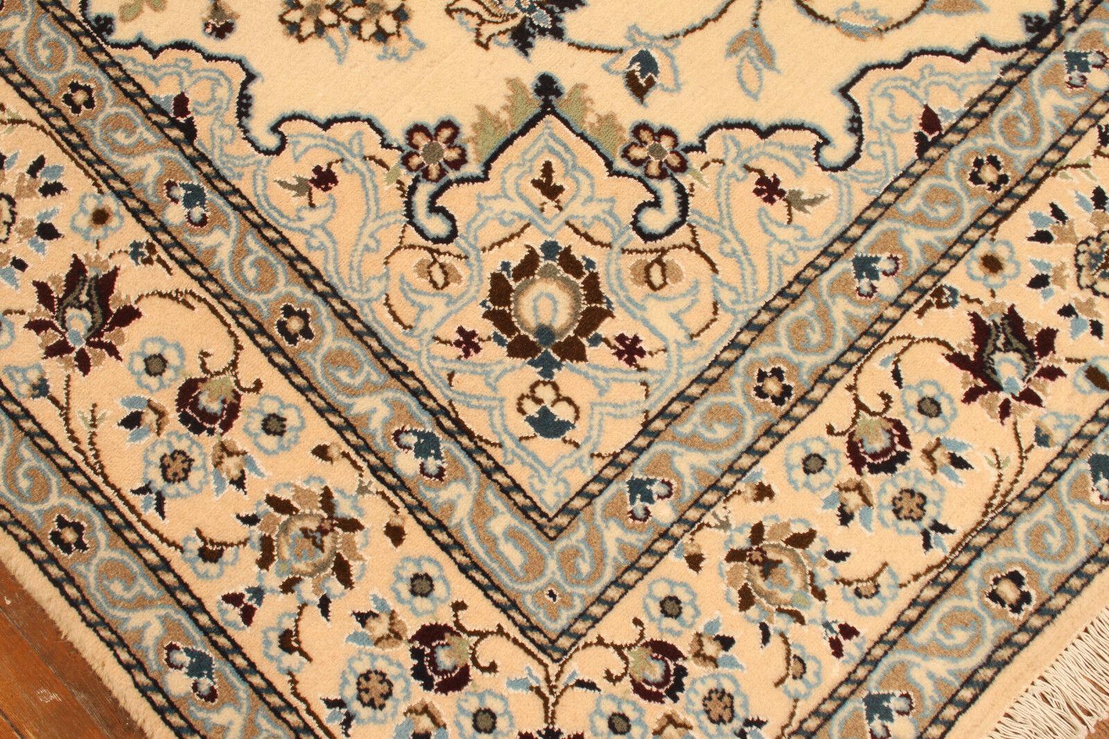 Handgefertigter Nain-Teppich im persischen Stil im Vintage-Stil mit Seide 6.1' x 9.6', 1970er Jahre - 1T37 im Zustand „Gut“ im Angebot in Bordeaux, FR