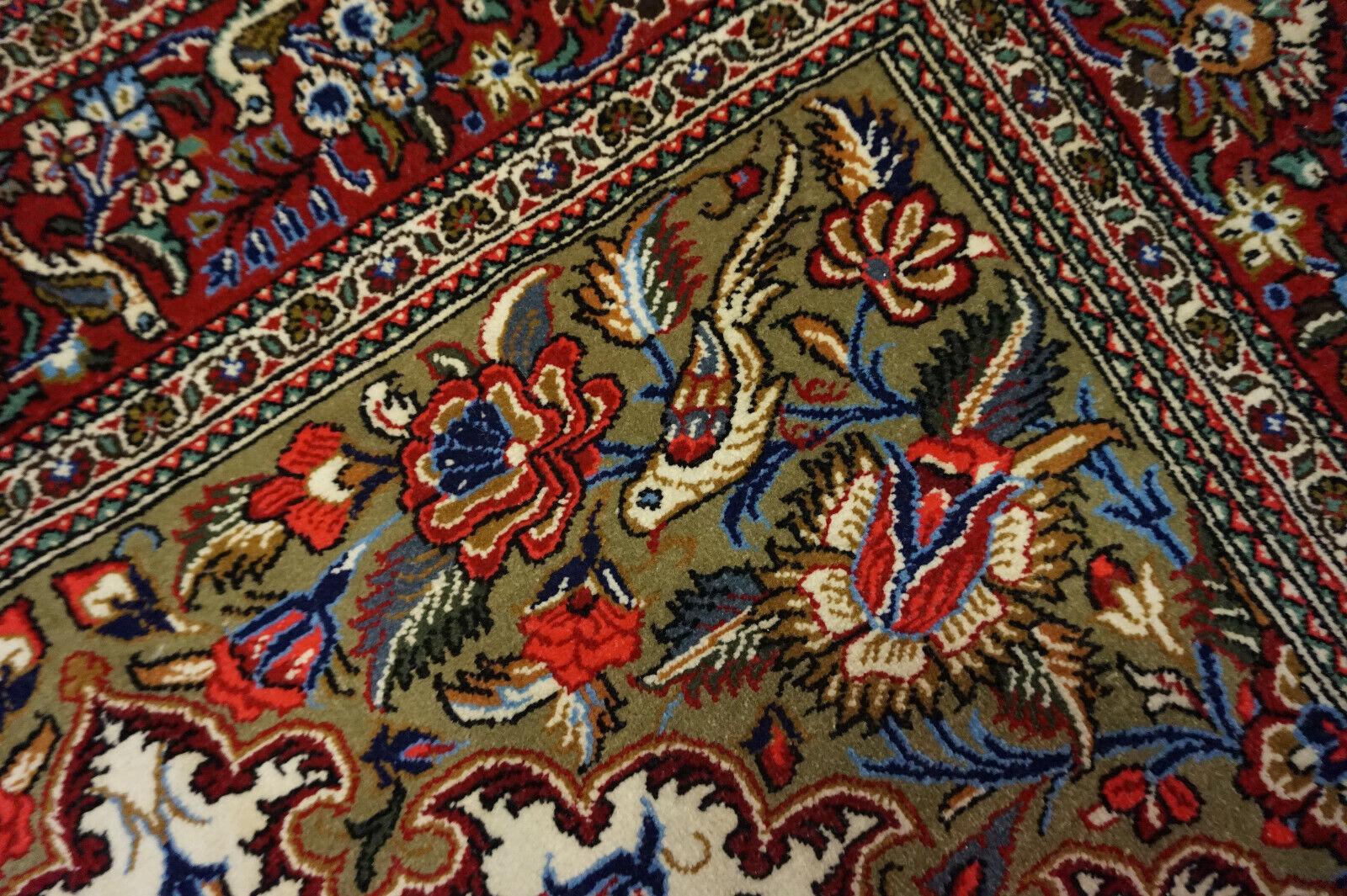 Handgefertigter Qum-Gebetteppich im persischen Vintage-Stil 3.4' x 5,4', 1970er Jahre - 1D49 im Angebot 3
