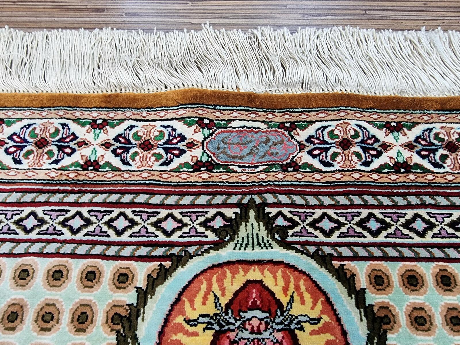 Handgefertigter Qum-Seidenteppich im persischen Vintage-Stil 4.4' x 6.2', 1970er Jahre - 1D81 im Angebot 3