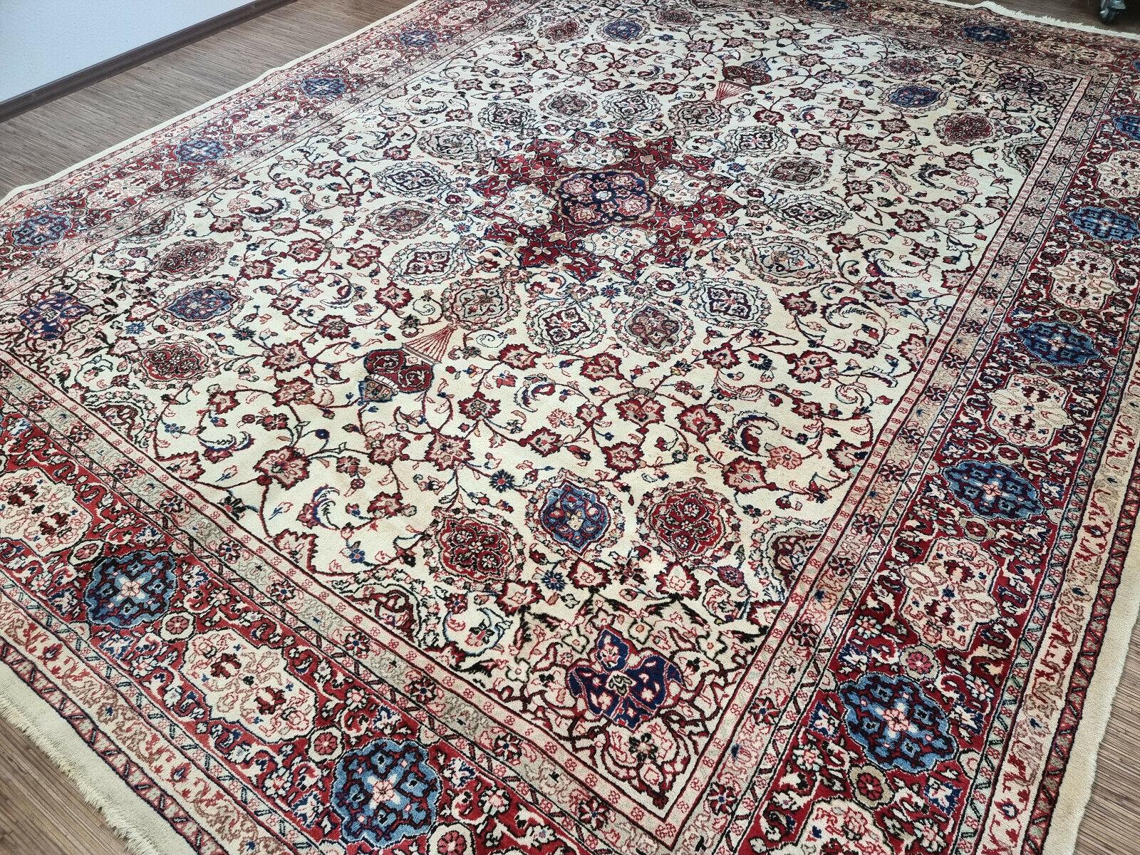 Handgefertigter Sarouk Oversize-Teppich im persischen Vintage-Stil 10.4' x 13,2', 1970er Jahre - 1D67 im Zustand „Gut“ im Angebot in Bordeaux, FR