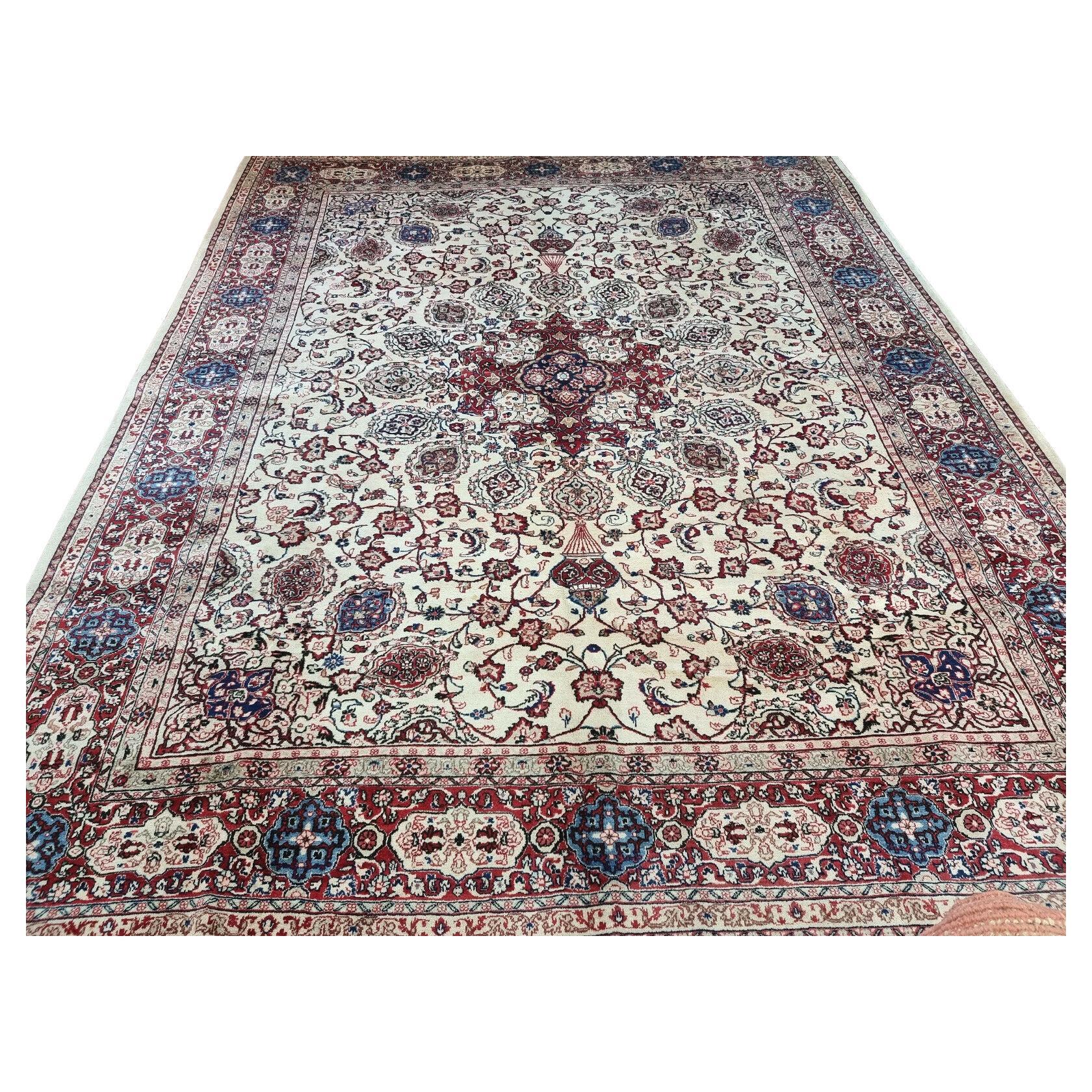 Handmade Vintage Persian Style Sarouk Oversize Rug 10.4' x 13.2', 1970s - 1D67 For Sale