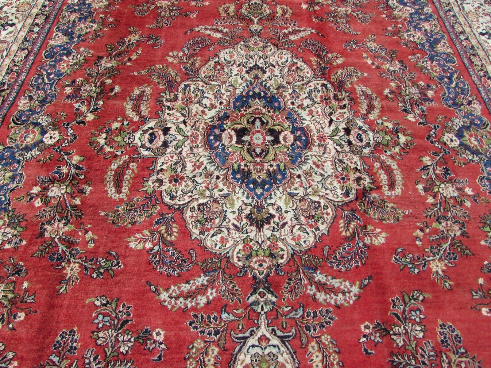 Handmade Vintage Persian Style Sarouk Oversize Rug 10.7' x 16.4', 1970s - 1Q72 For Sale 4