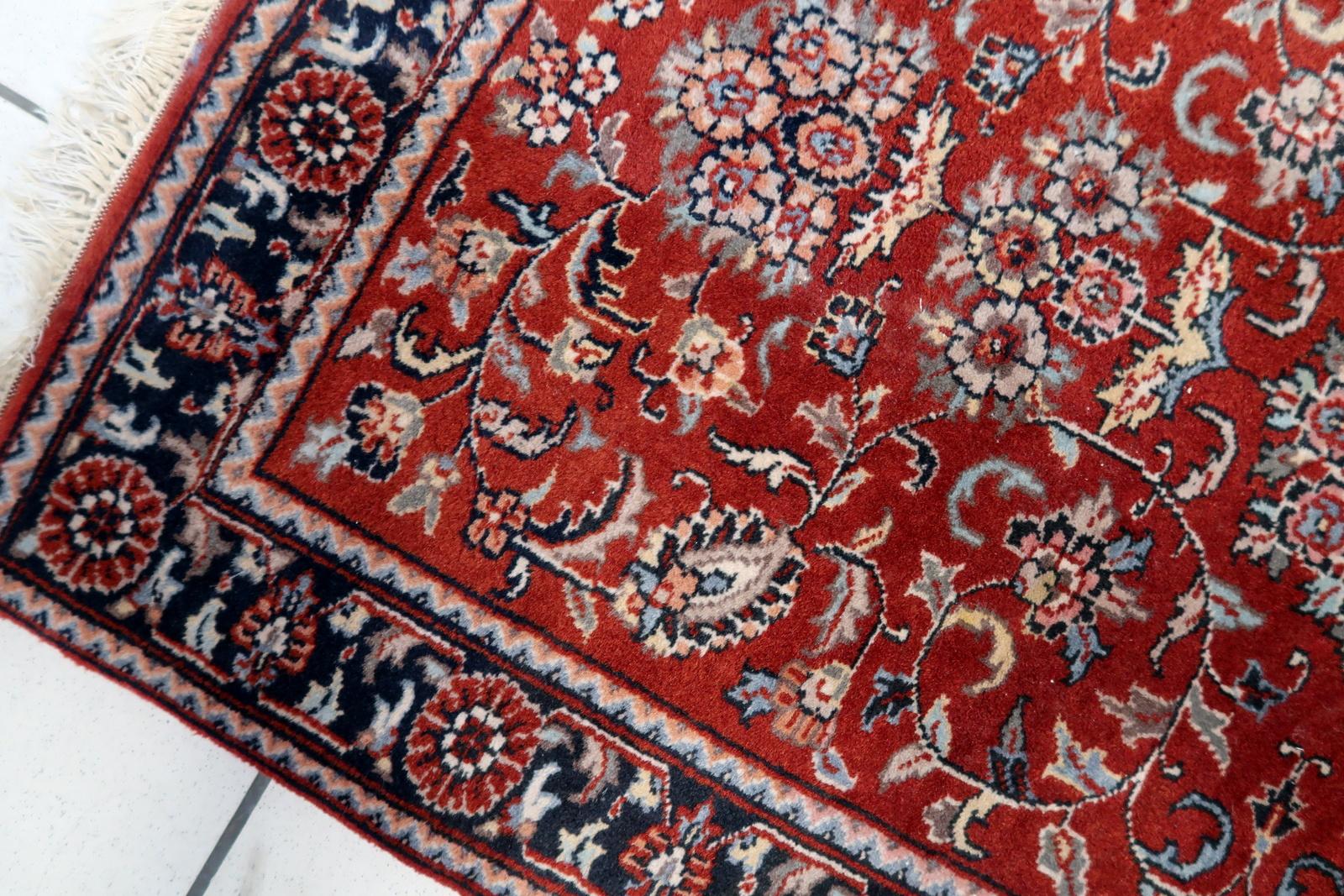 Laine Tapis Sarouk de style persan vintage fait à la main 2,4' x 4', 1970 - 1C1115 en vente