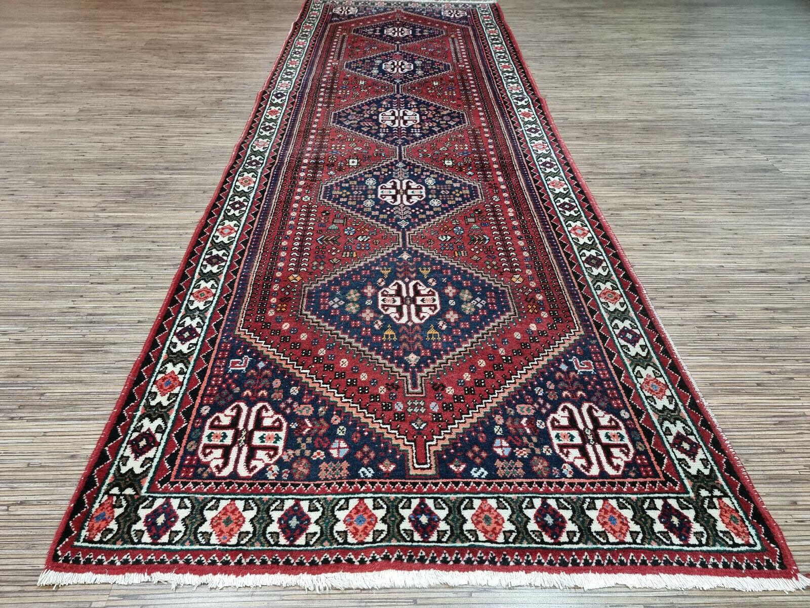Hand-Knotted Handmade Vintage Persian Style Shiraz Rug 3.1' x 9.2', 1960s - 1D99
