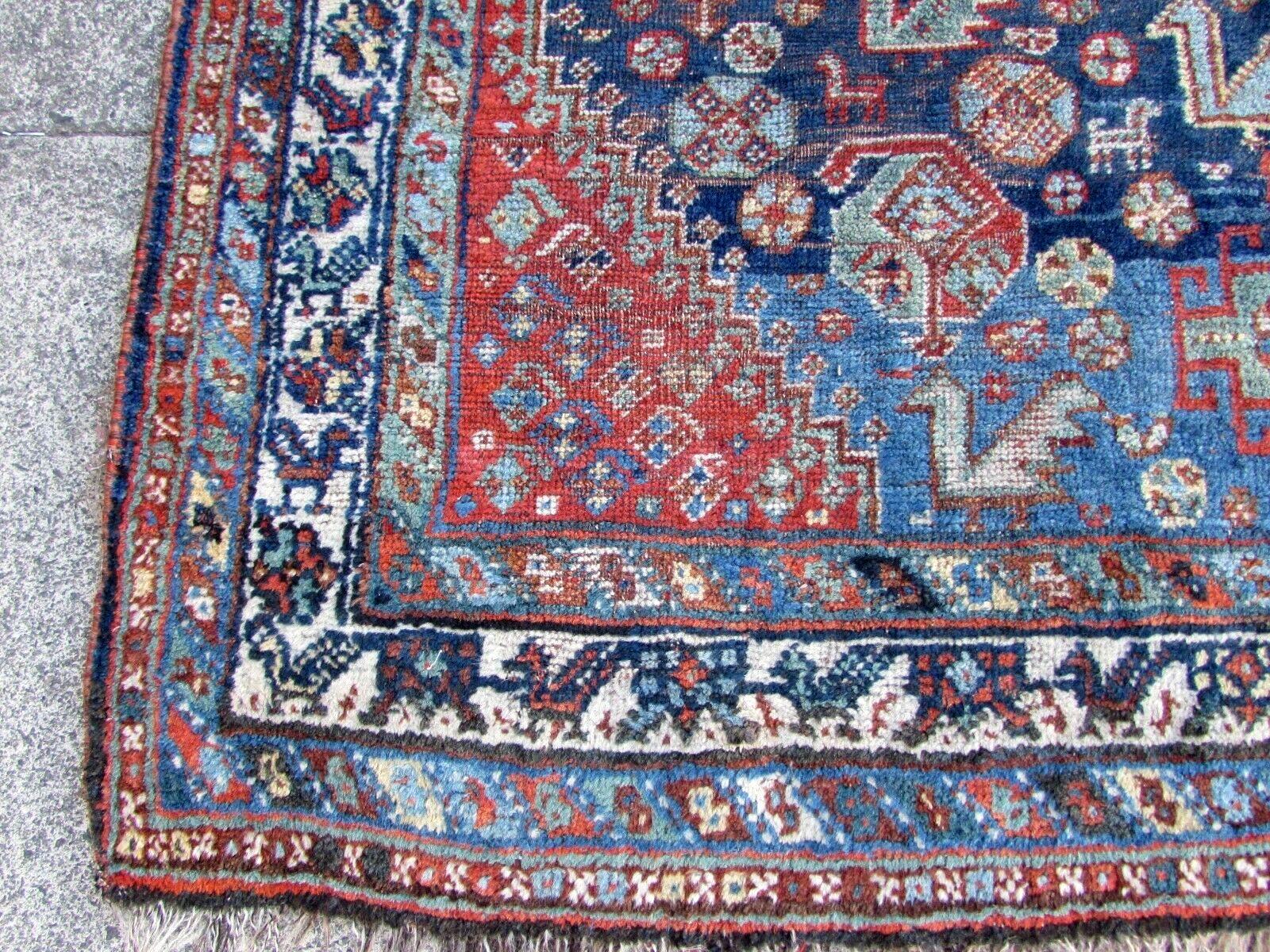 Handmade Vintage Persian Style Shiraz Rug 3.8' x 4.9', 1920s, 1Q34 For Sale 4