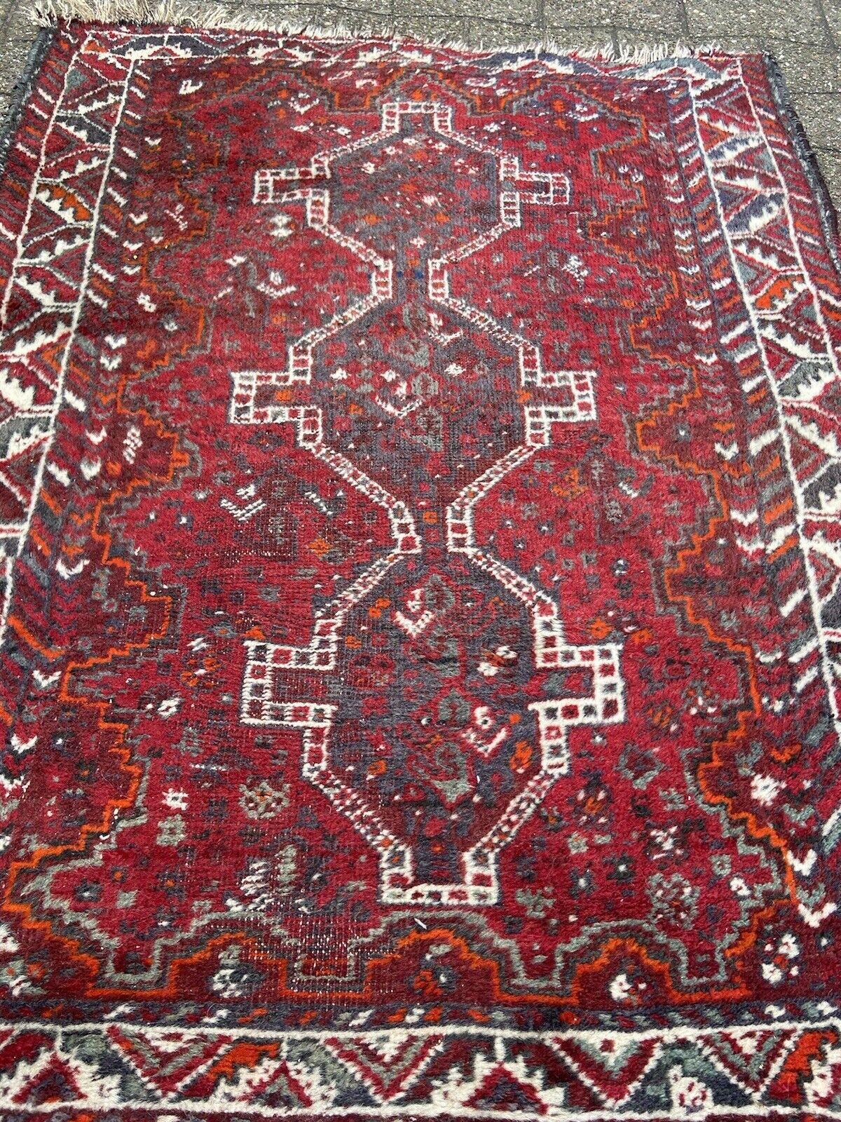 Handmade Vintage Persian Style Shiraz Rug 3.9' x 5, 1940s - 1S02 For Sale 6