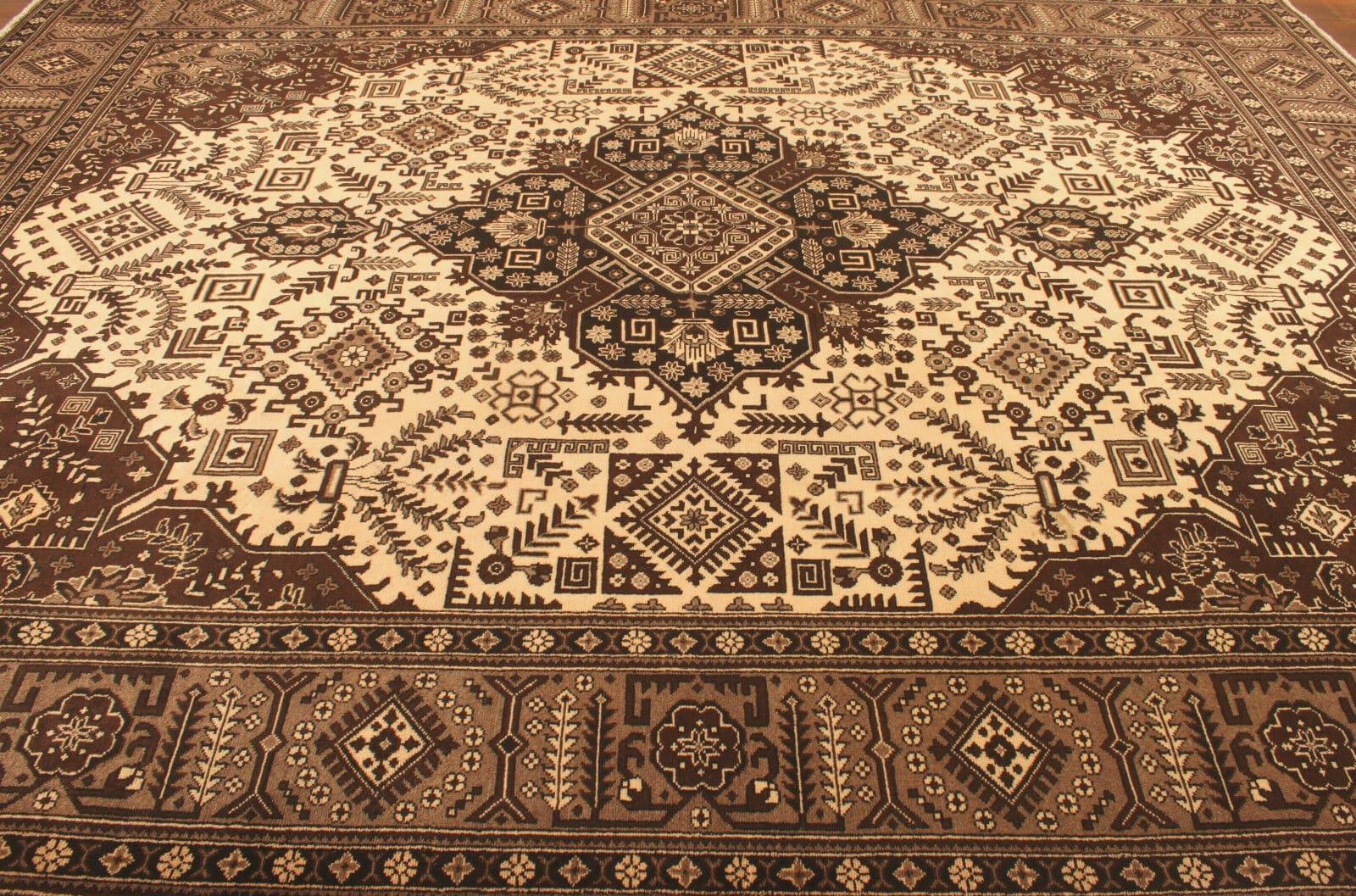 Handmade Vintage Persian Style Tabriz Rug 10' x 12.8', 1970s - 1T40 For Sale 2