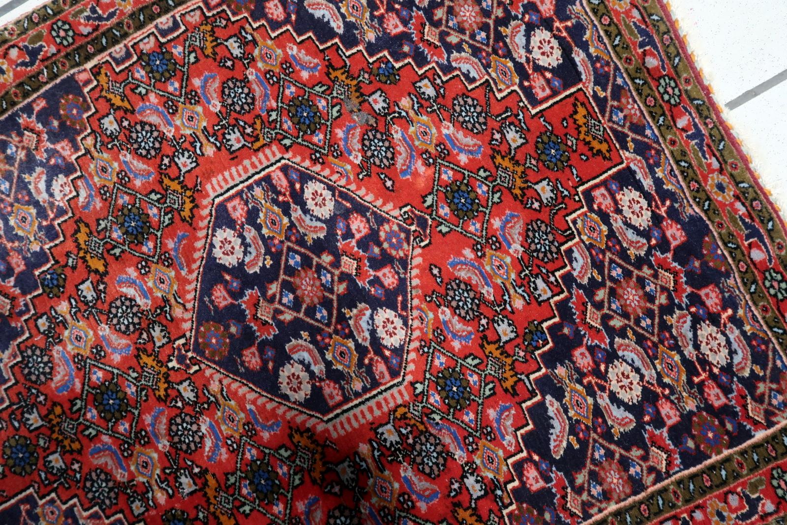 Handgefertigter Vintage-Teppich aus Täbris im persischen Stil 1960er Jahre - 1C1076 (Handgeknüpft) im Angebot