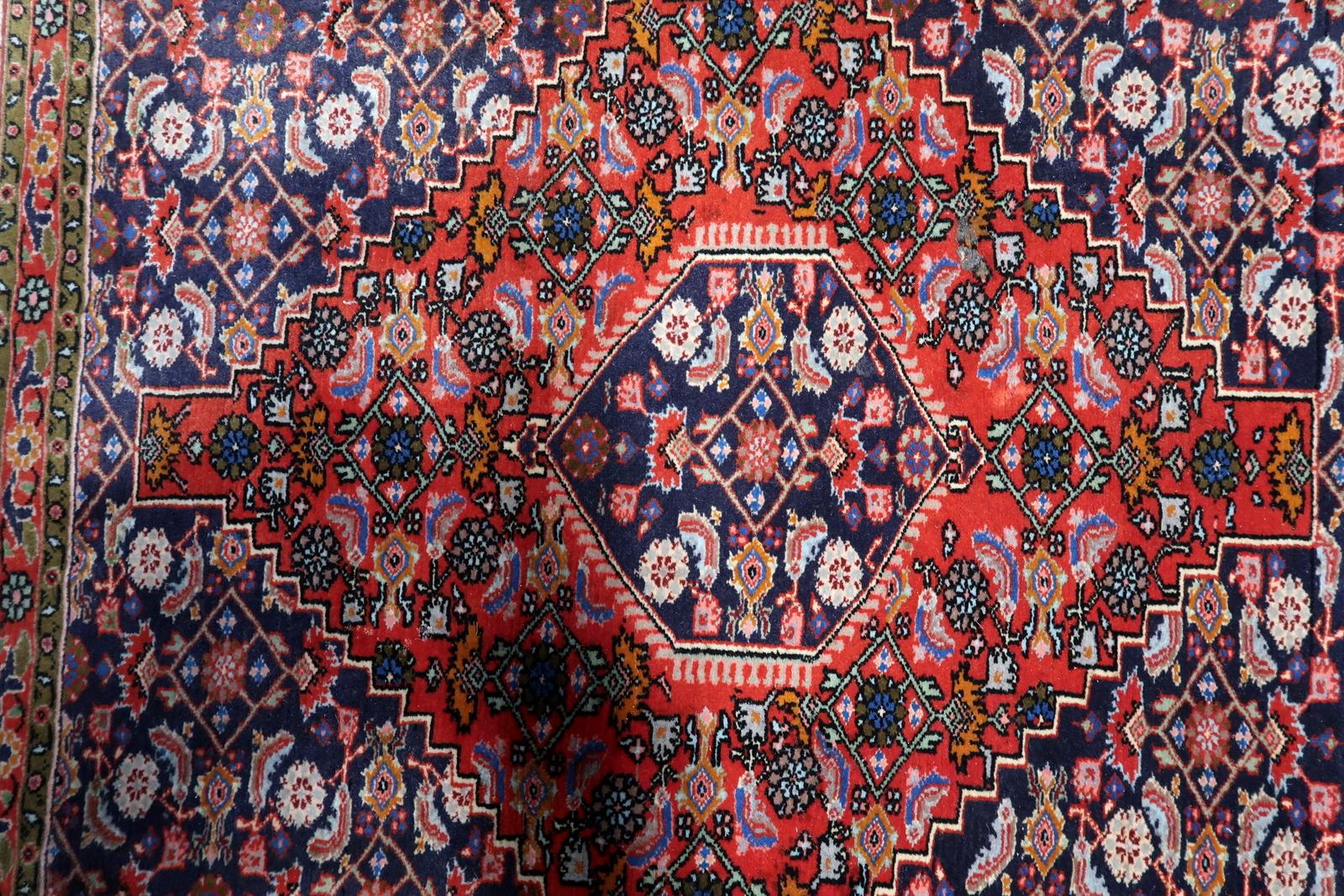 Handgefertigter Vintage-Teppich aus Täbris im persischen Stil 1960er Jahre - 1C1076 im Zustand „Gut“ im Angebot in Bordeaux, FR