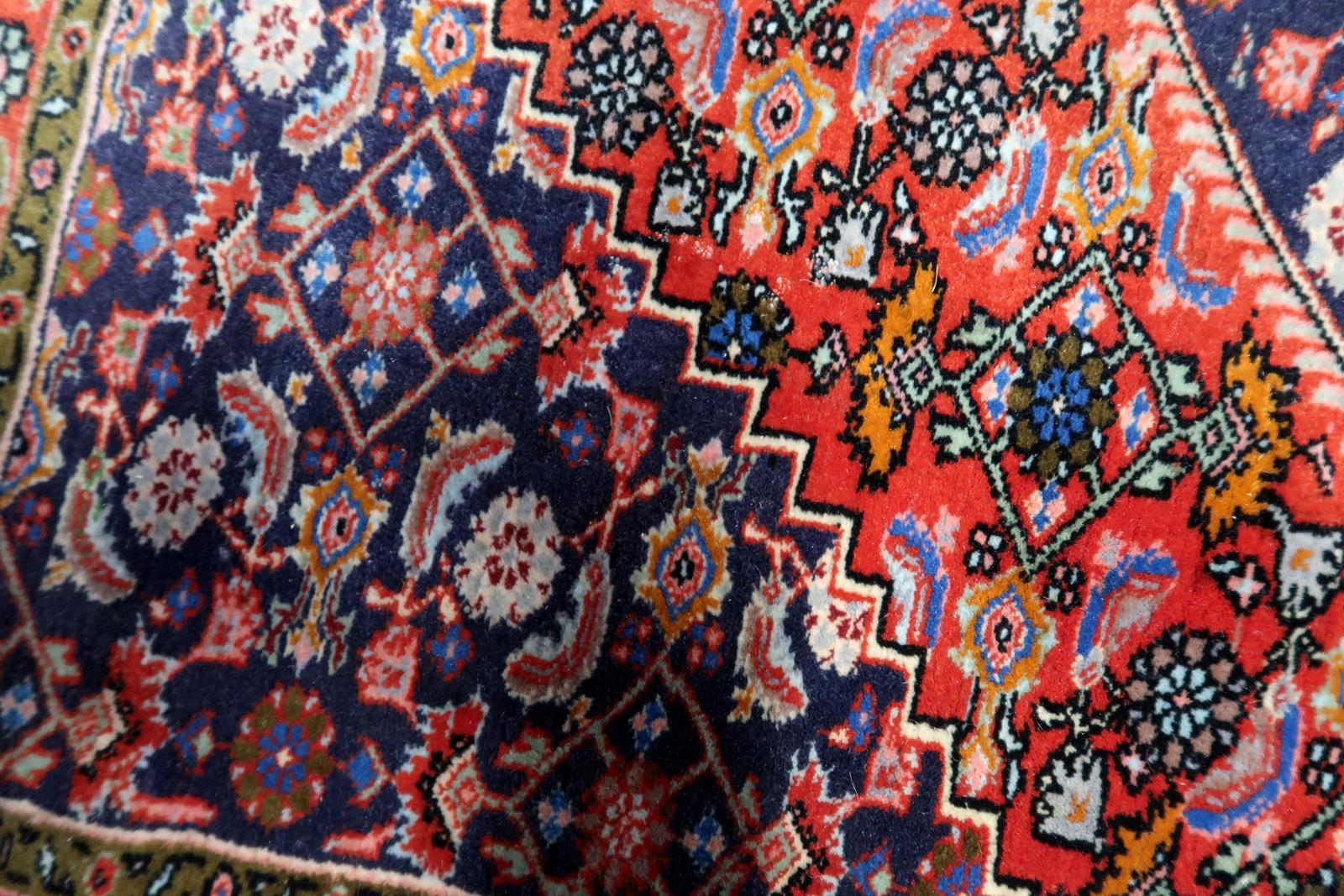Handgefertigter Vintage-Teppich aus Täbris im persischen Stil 1960er Jahre - 1C1076 (Wolle) im Angebot