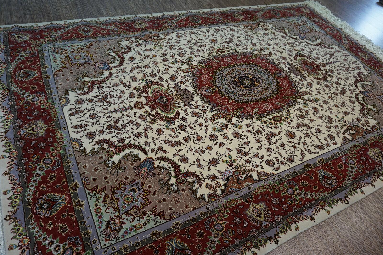 Late 20th Century Handmade Vintage Persian Style Tabriz Rug With Silk 6.5' x 10', 1980s - 1D63 For Sale