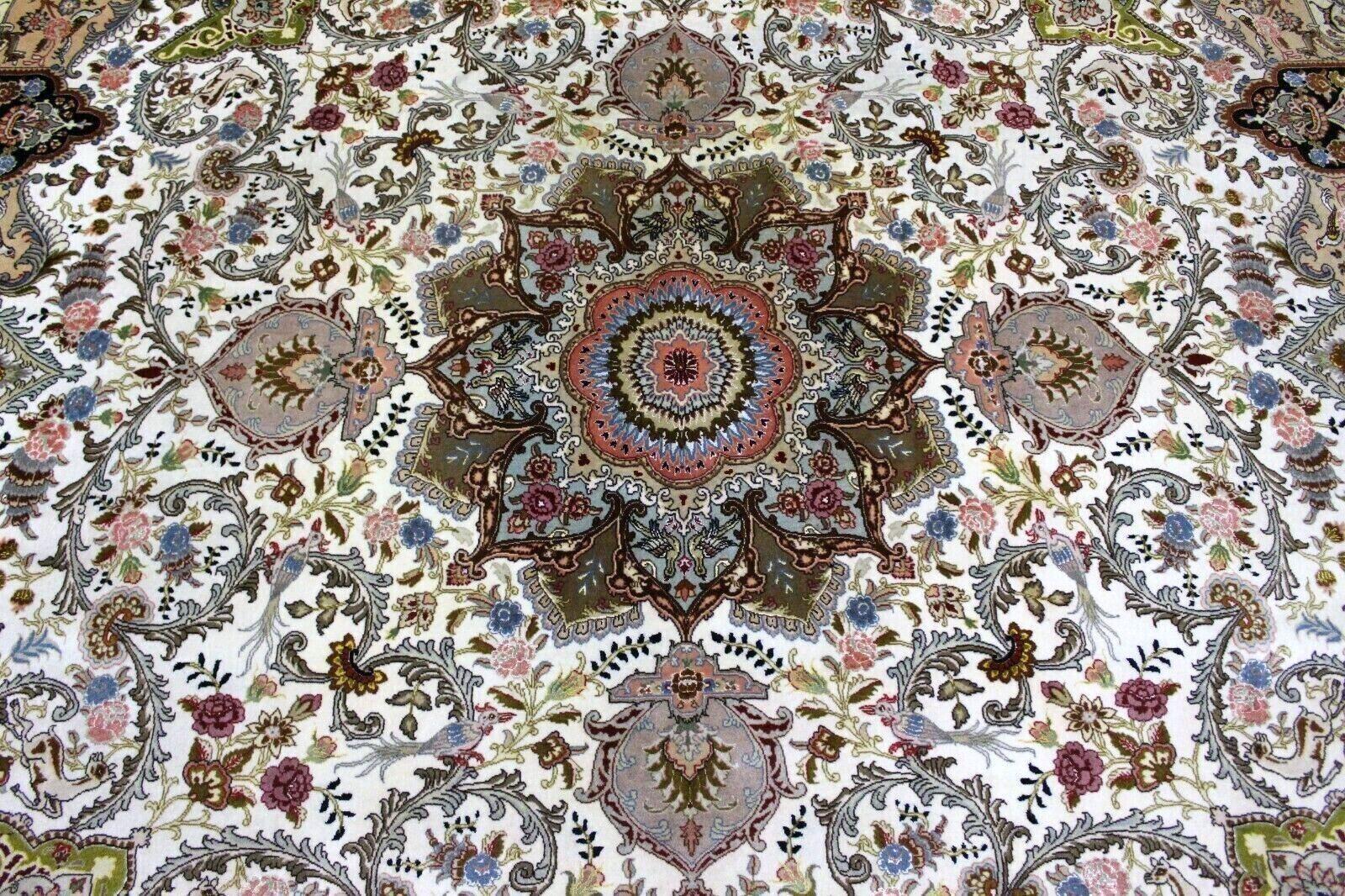 Hand-Knotted Handmade Vintage Persian Style Tabriz Rug With Silk 8.2' x 8.2', 1970s - 1K48 For Sale