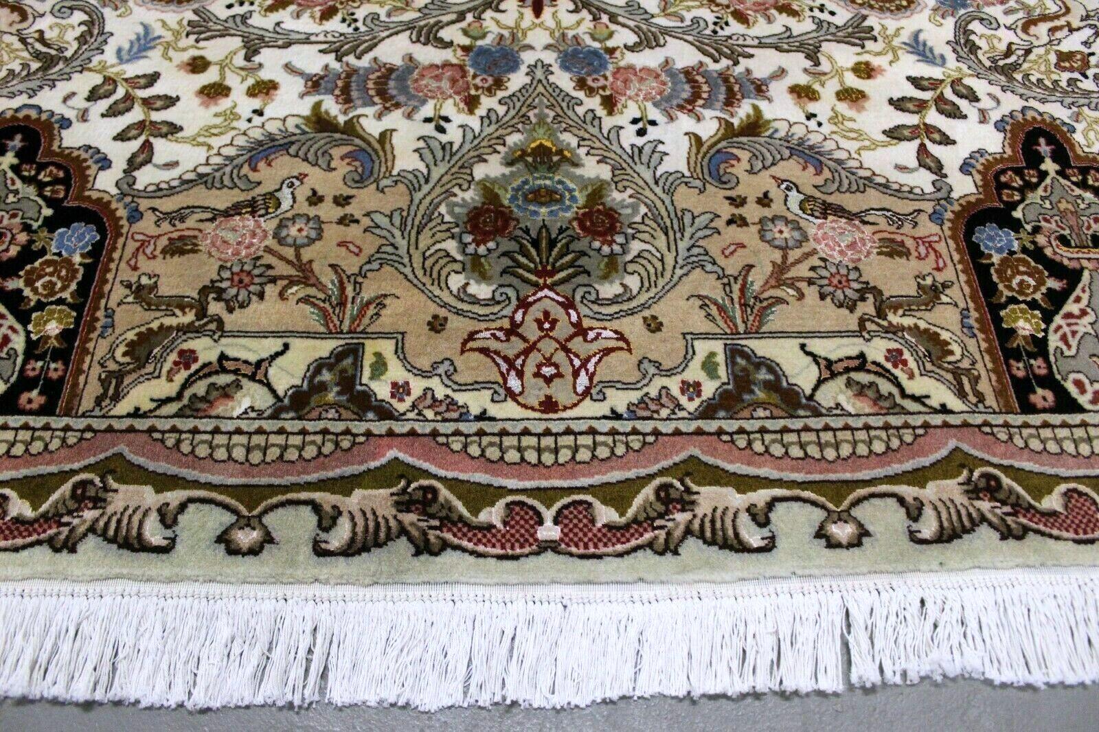 Handmade Vintage Persian Style Tabriz Rug With Silk 8.2' x 8.2', 1970s - 1K48 In Good Condition For Sale In Bordeaux, FR