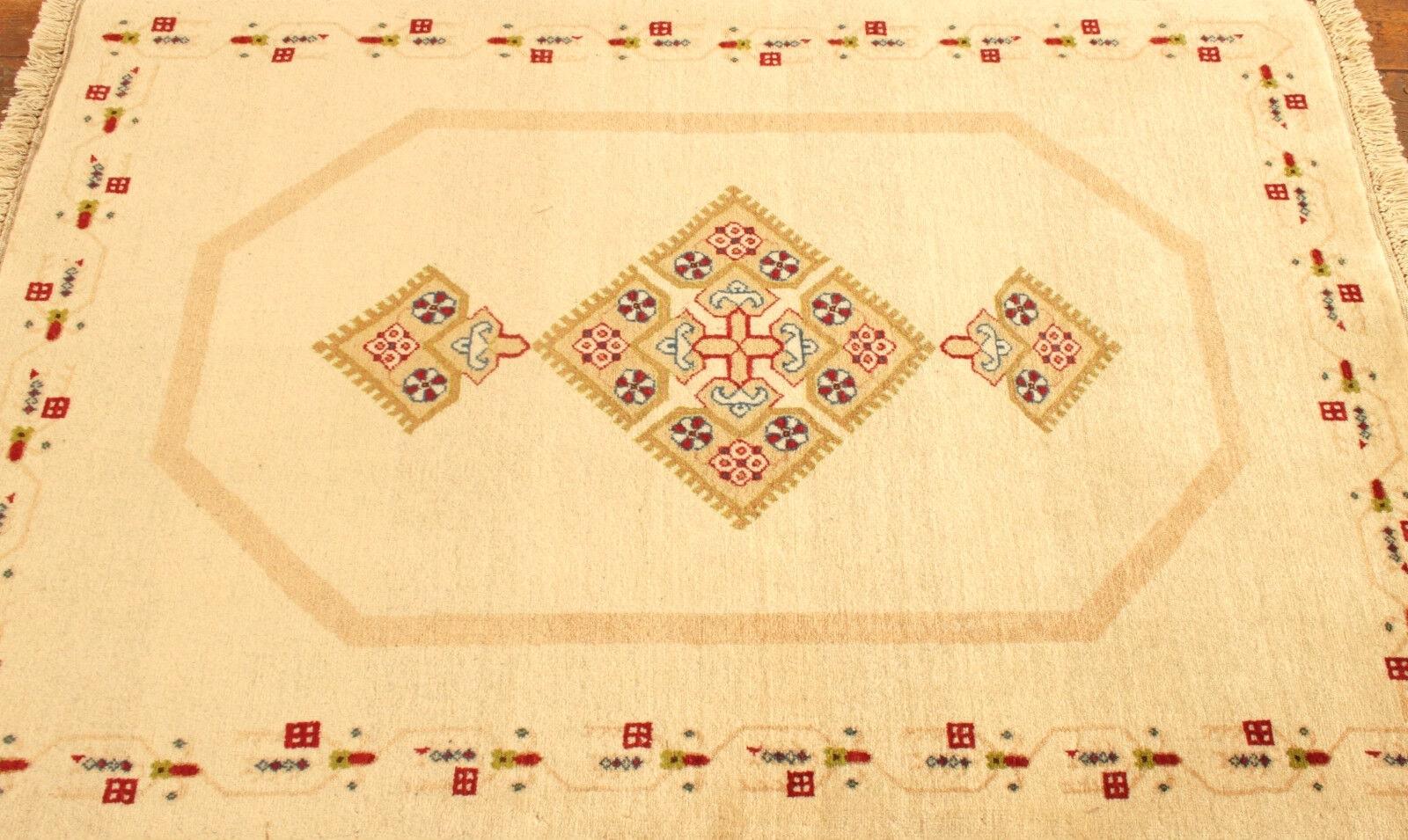 Wool Handmade Vintage Persian Style Yalameh Rug 3.4' x 4.9', 1970s - 1T44 For Sale