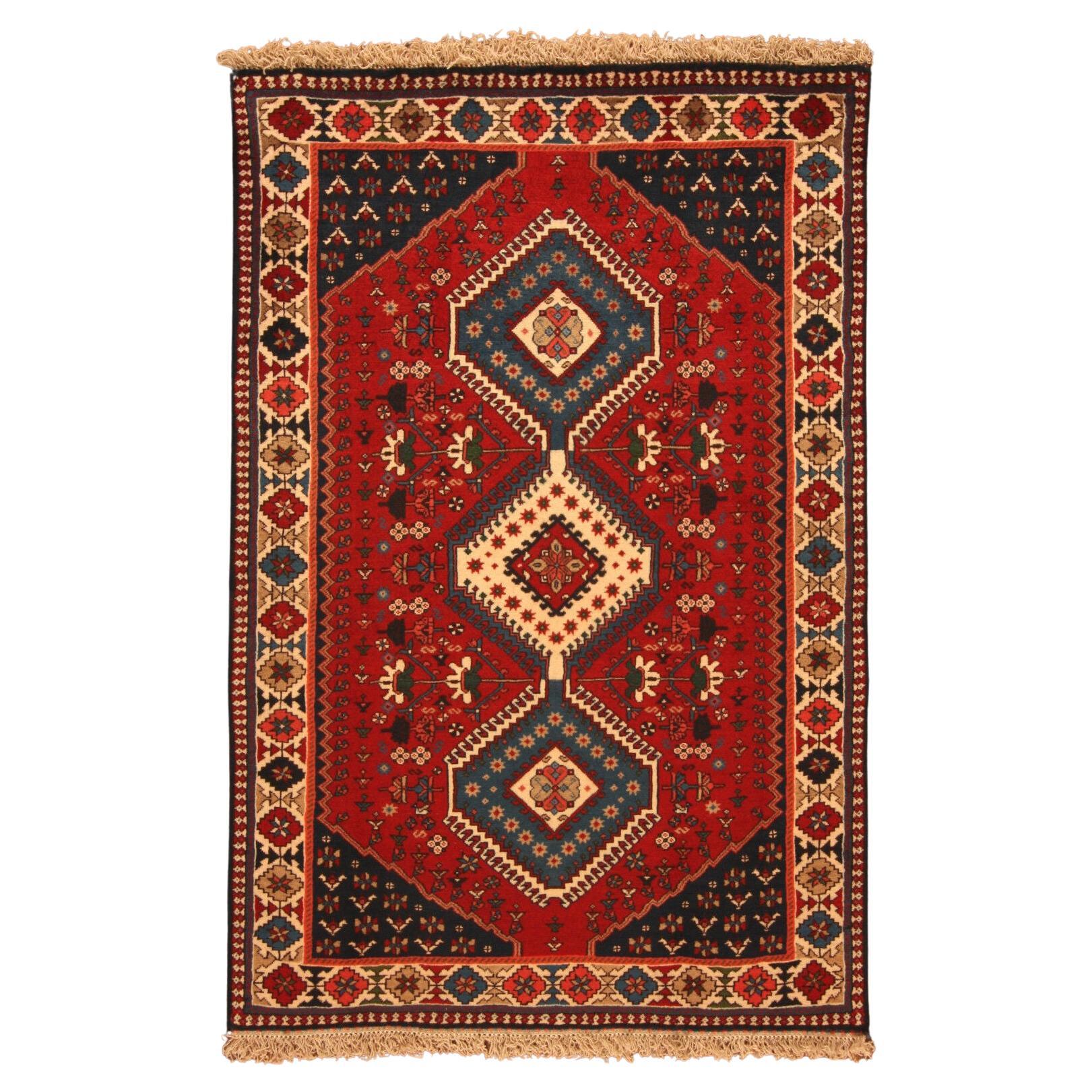 Handgefertigter Yalameh-Teppich im persischen Vintage-Stil 3.4' x 5.2', 1990er Jahre - 1T22 im Angebot