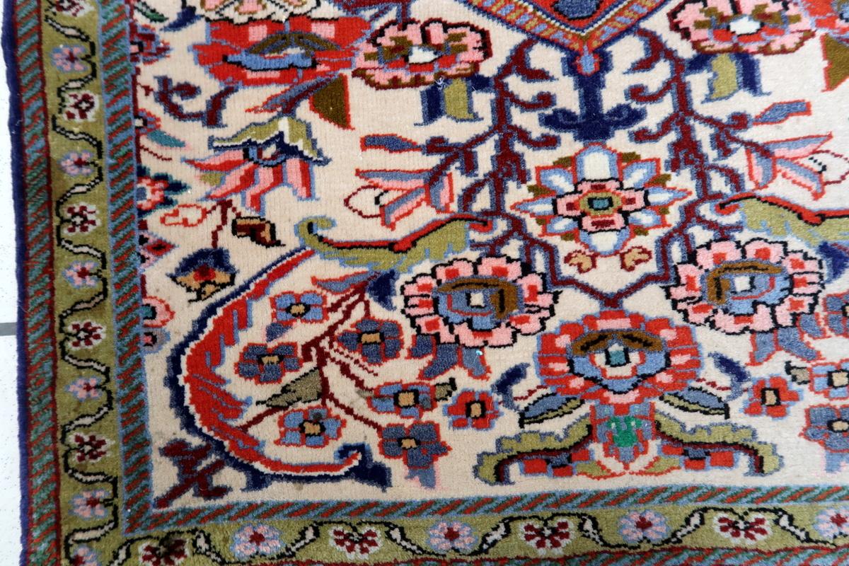 Annodato a mano Tappeto Tabriz persiano d'epoca fatto a mano 2' x 2' 1950 - 1C1149 in vendita